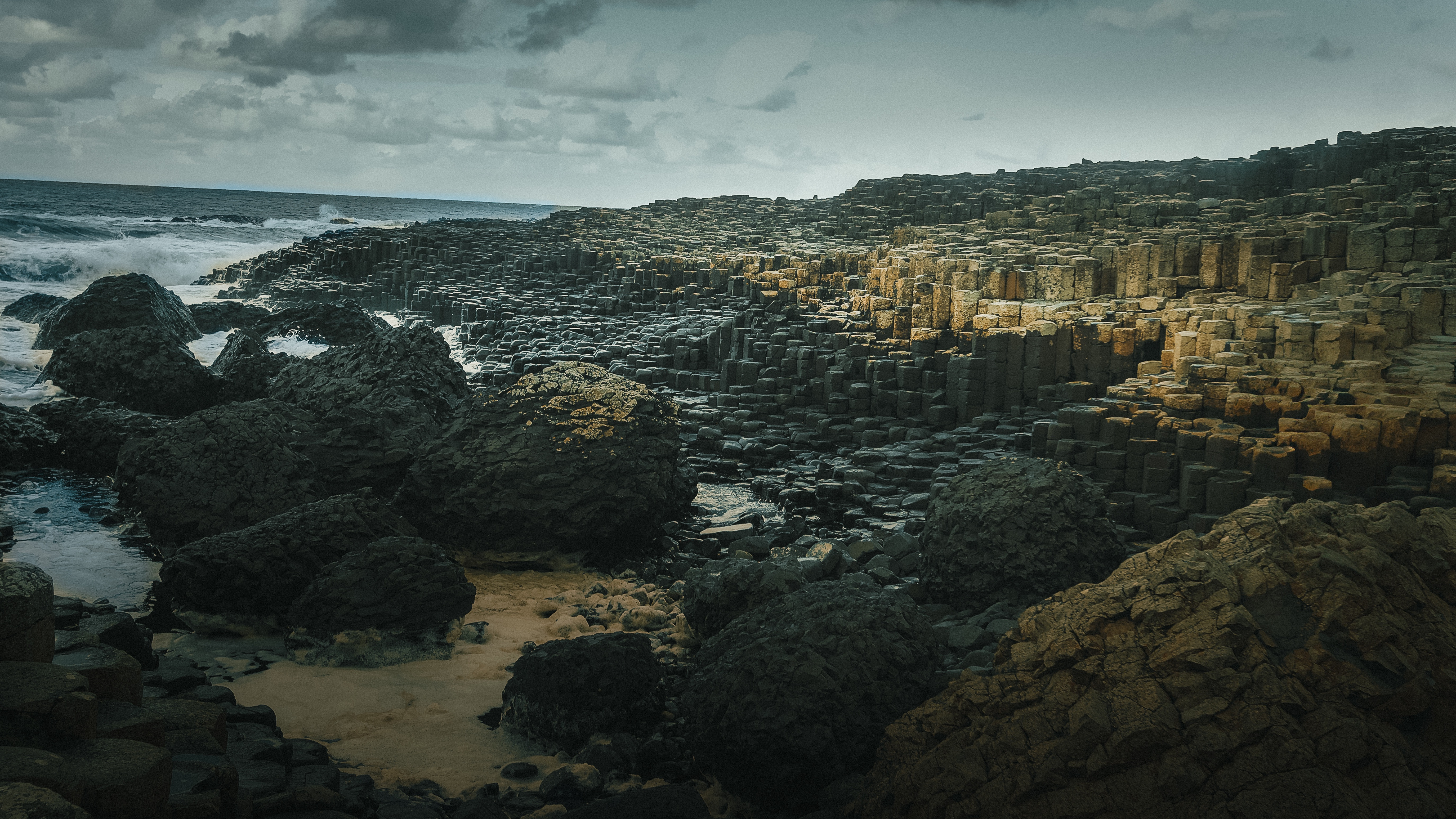 Exploring the breathtaking beauty of the Giant's Causeway