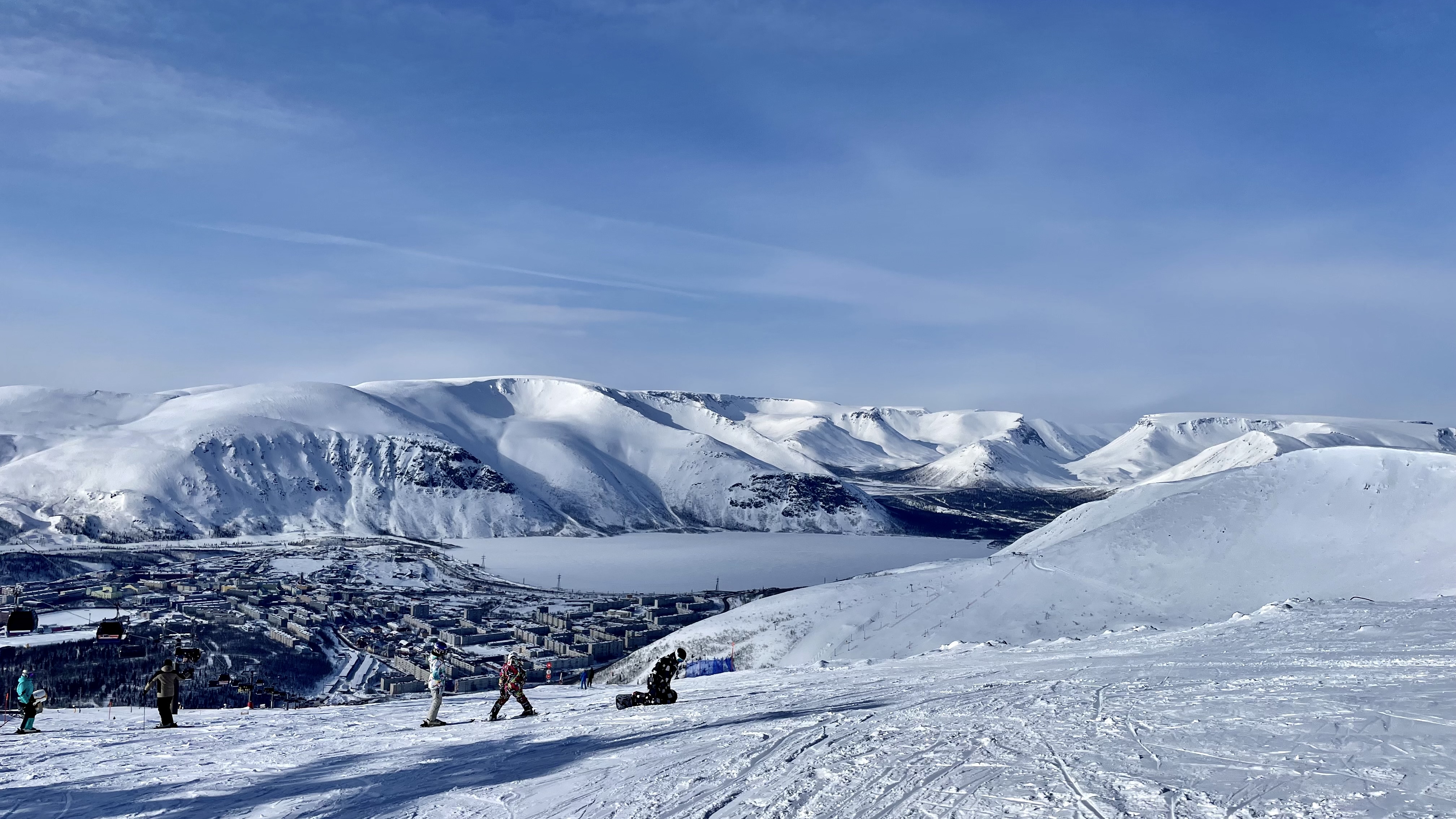 Discovering the Majestic Khibiny Mountains