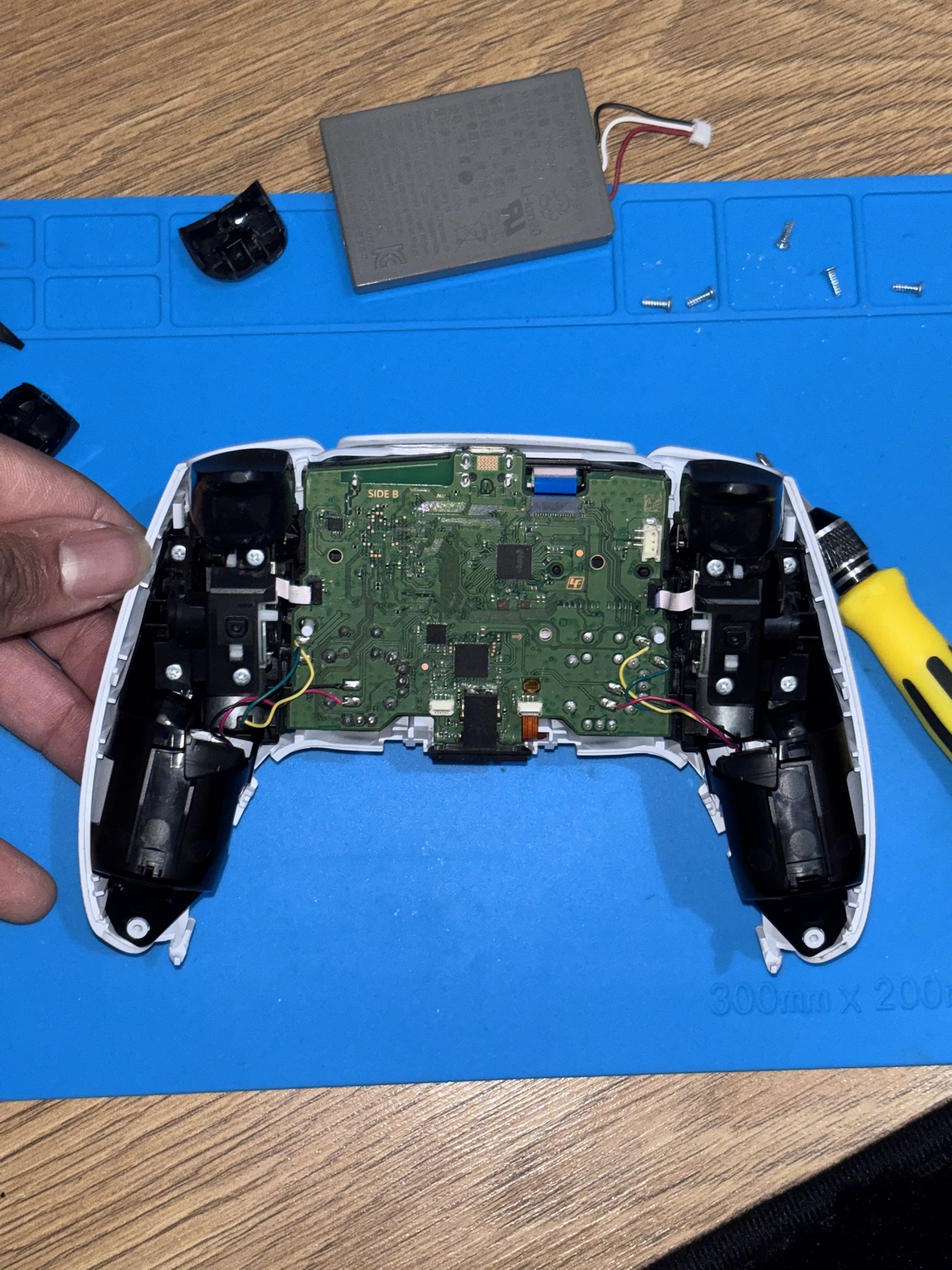 The Legendary PS5 Controller