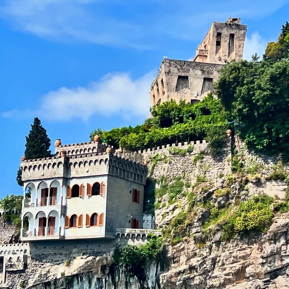 A glimpse of the beautiful landscapes of Italy.