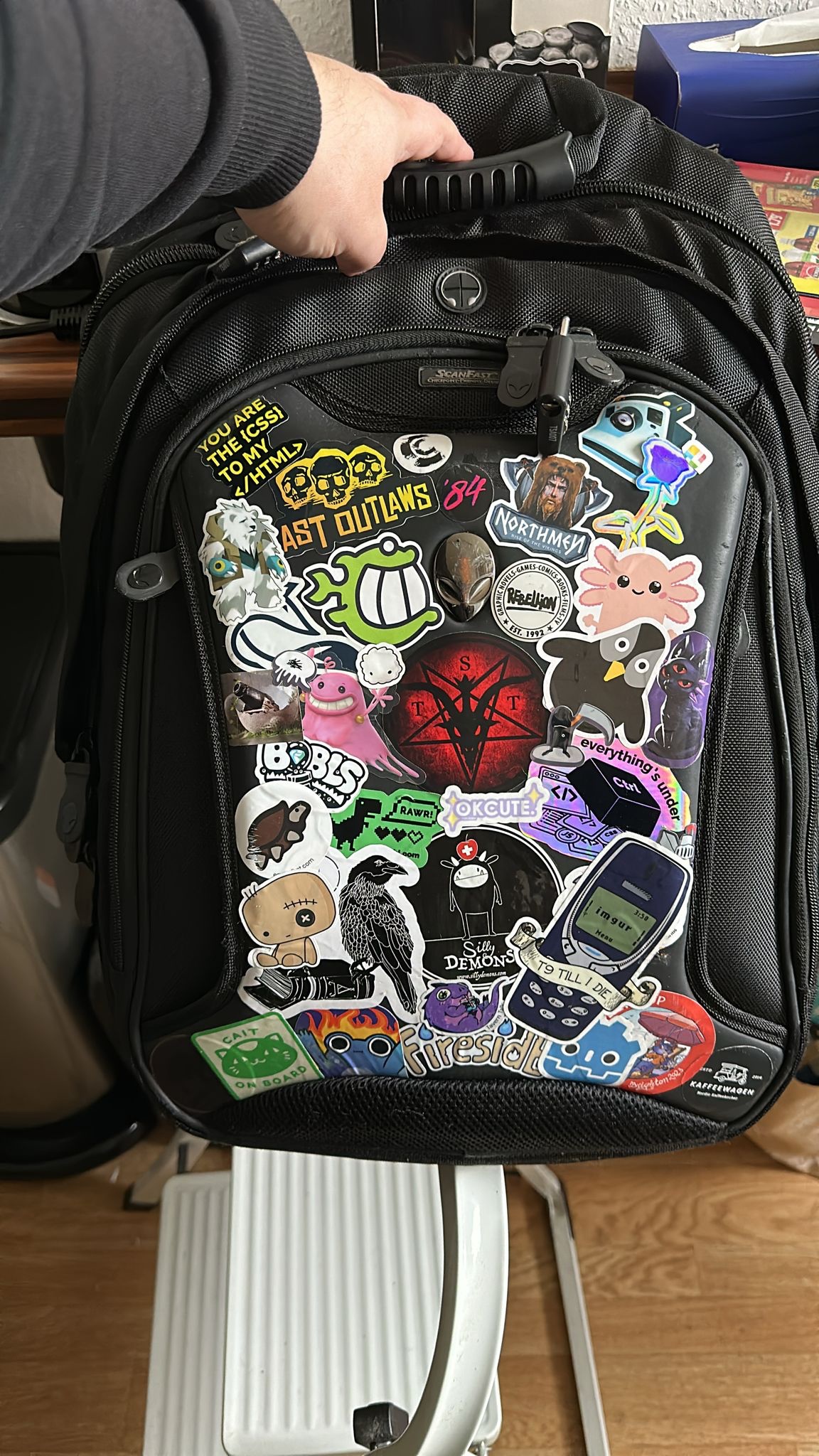 My Laptop-Backpack: A Sticker Wonderland