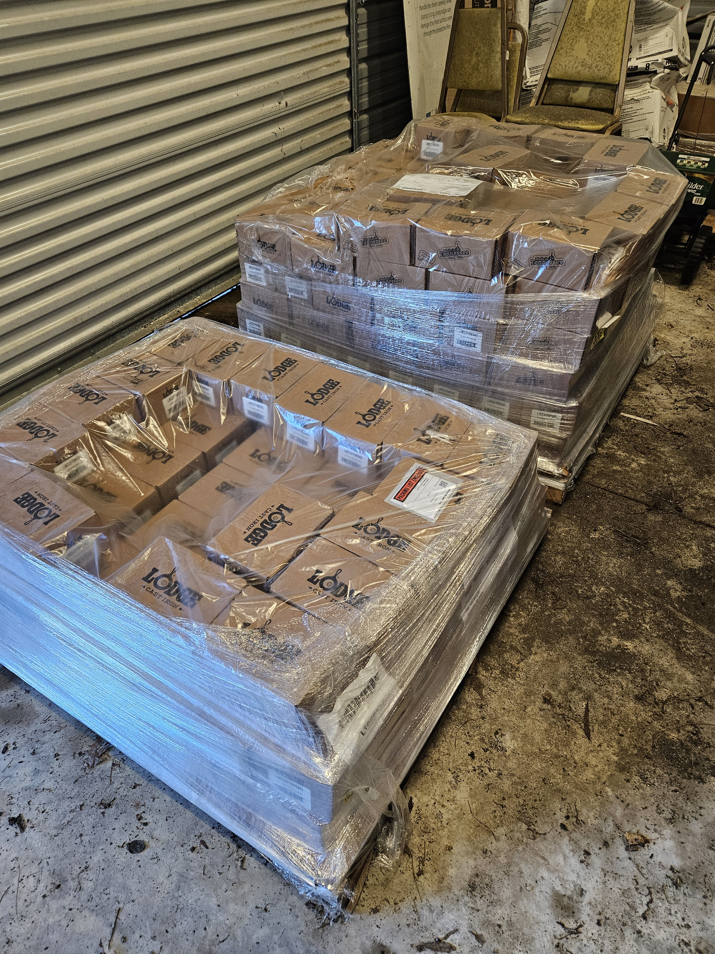 Behold the sight of 3,024 mini cast iron skillets all in one place!