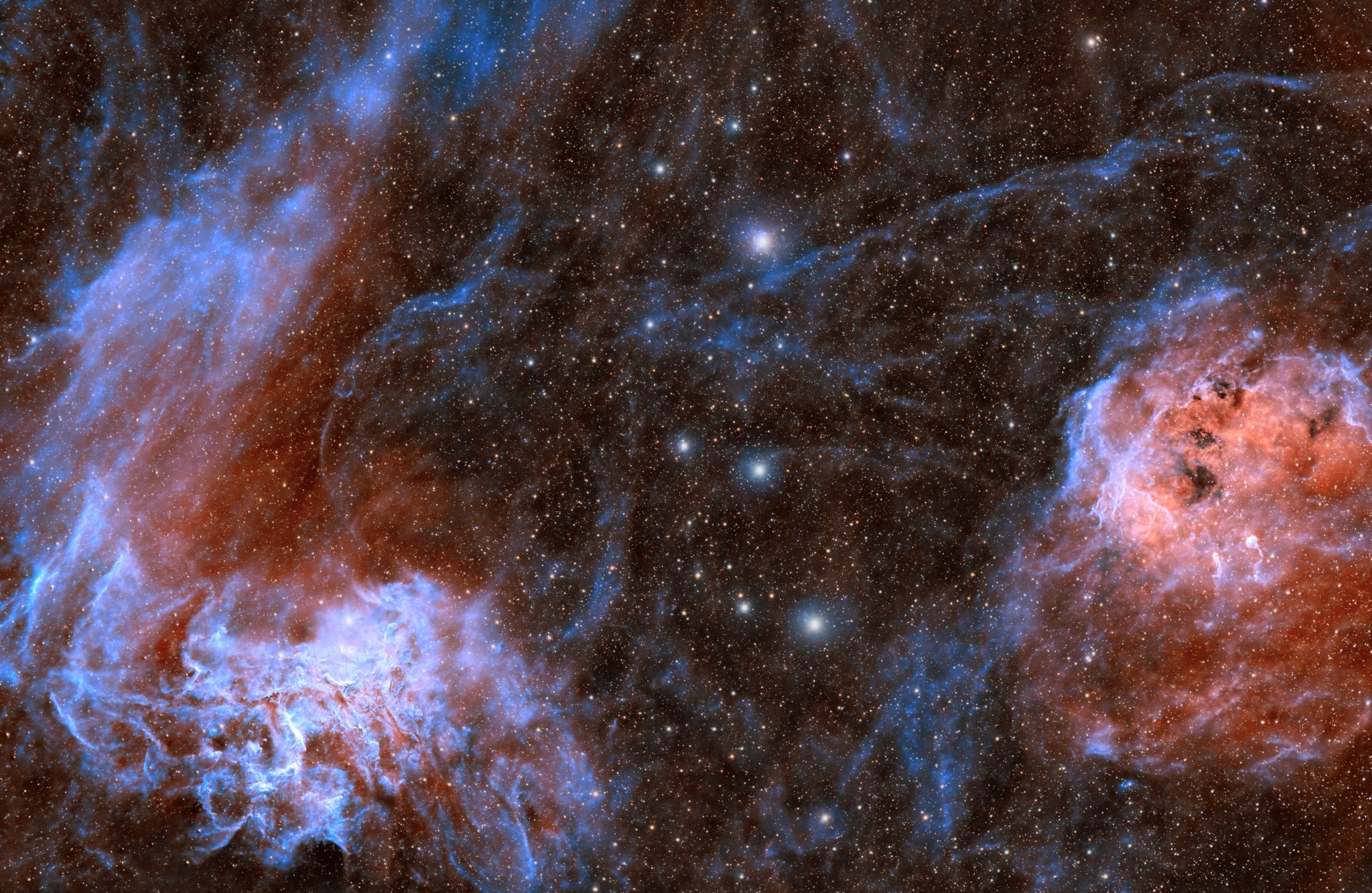 Stunning Cosmic Beauty: HSS Tadpole and Flaming Star Nebulae