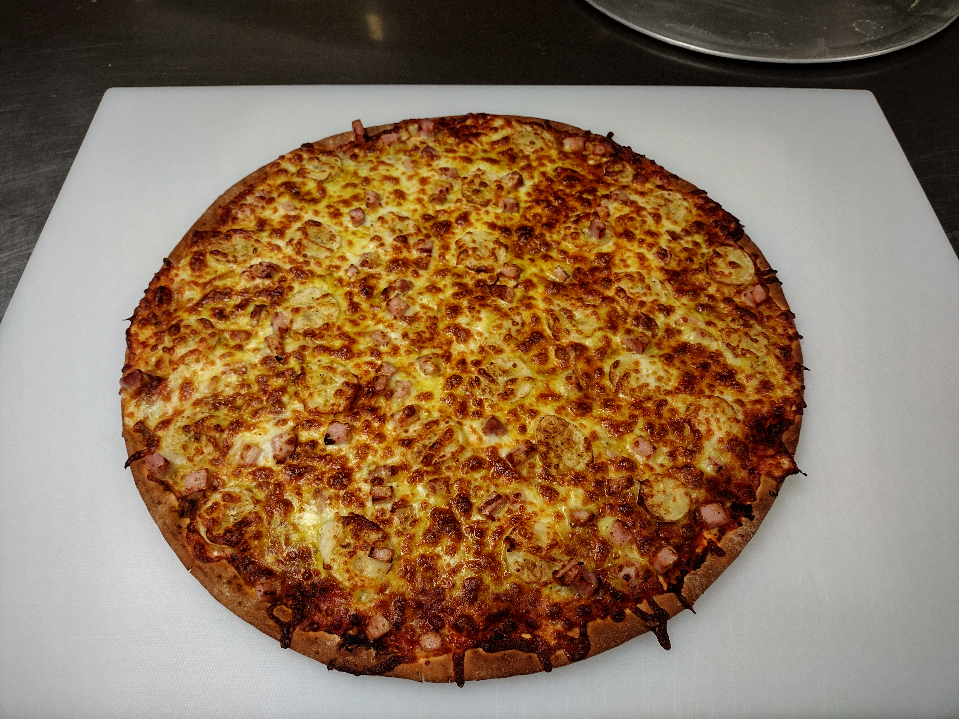 After a Long Break, I Just Had to Share My Unique Banana and Curry Pizza Creation!