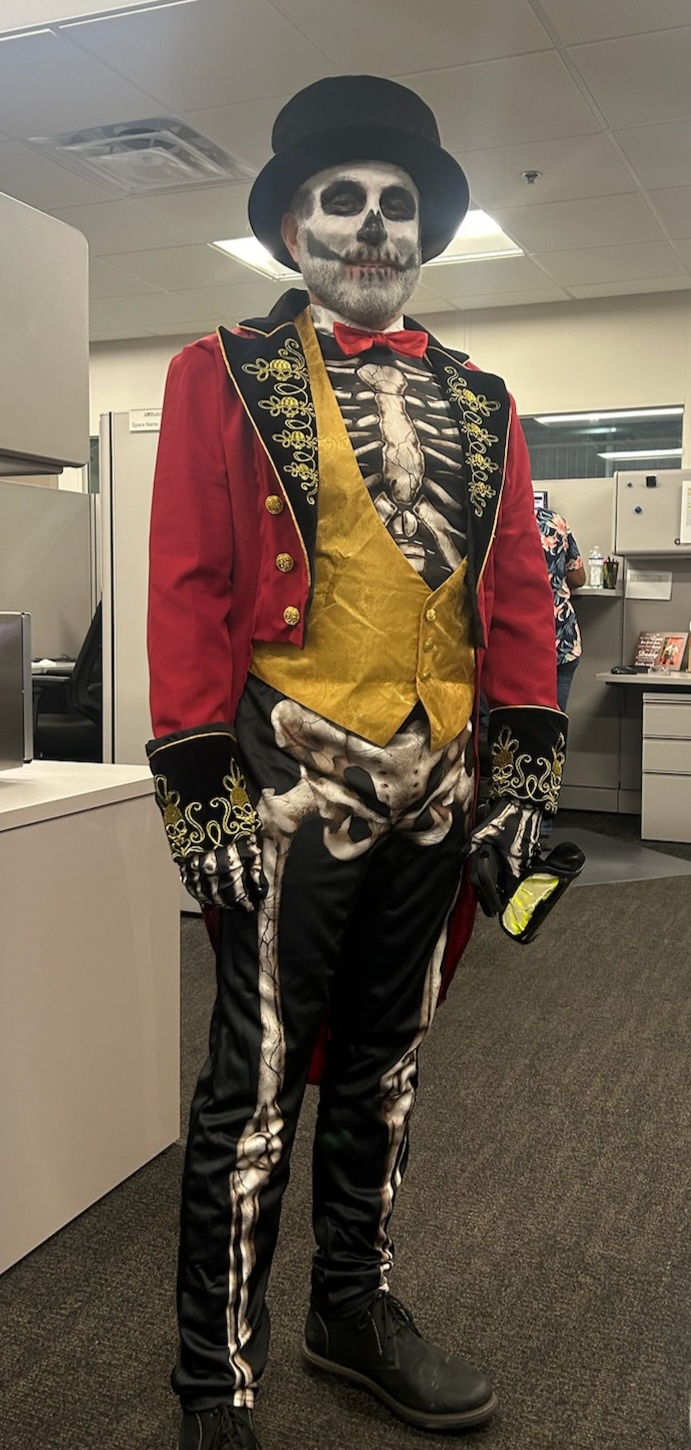 Check Out This Year's Creative Halloween Costume!