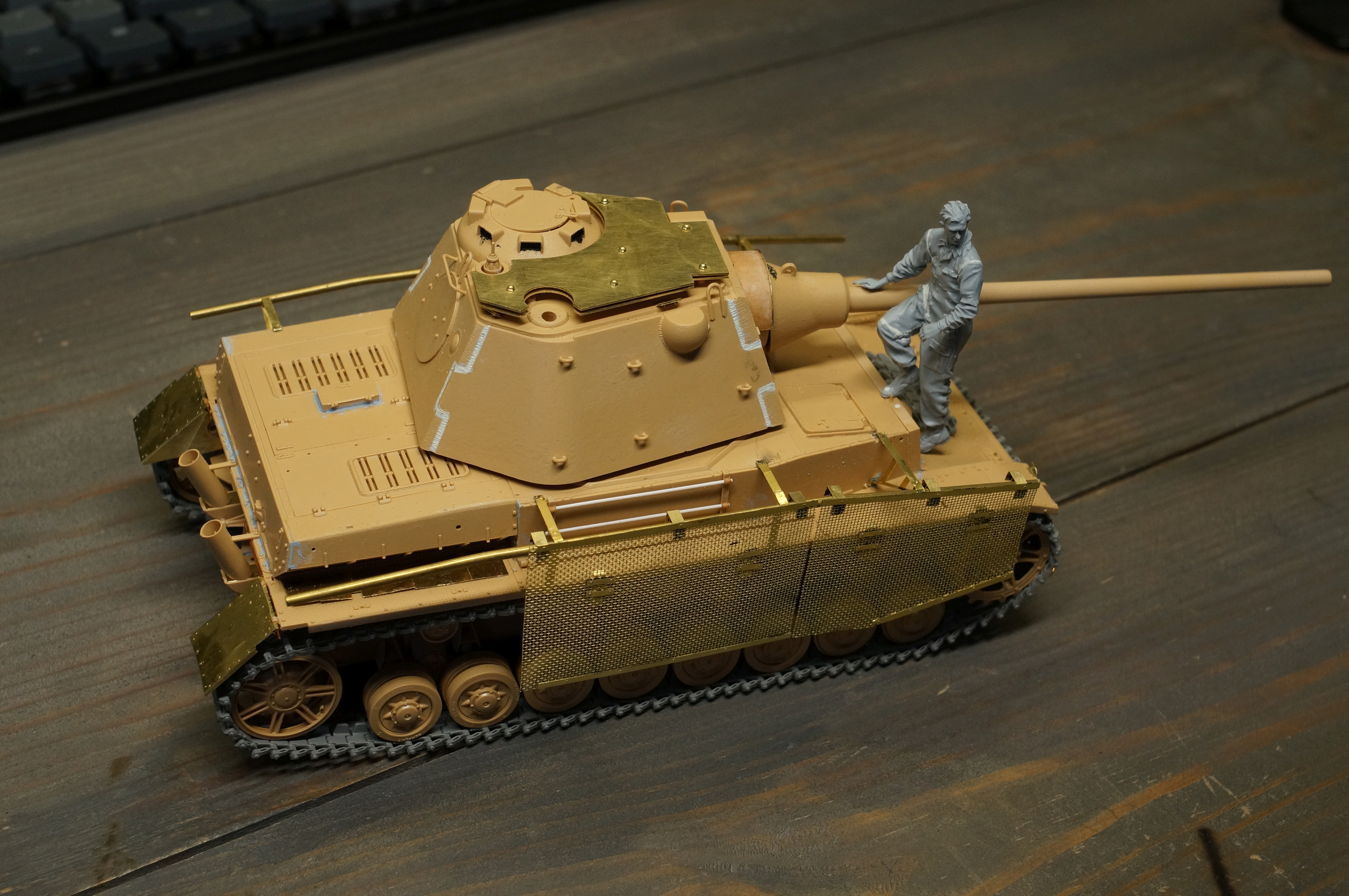 Pz IV Ausf. J with Schmalturm: A tank lover's dream