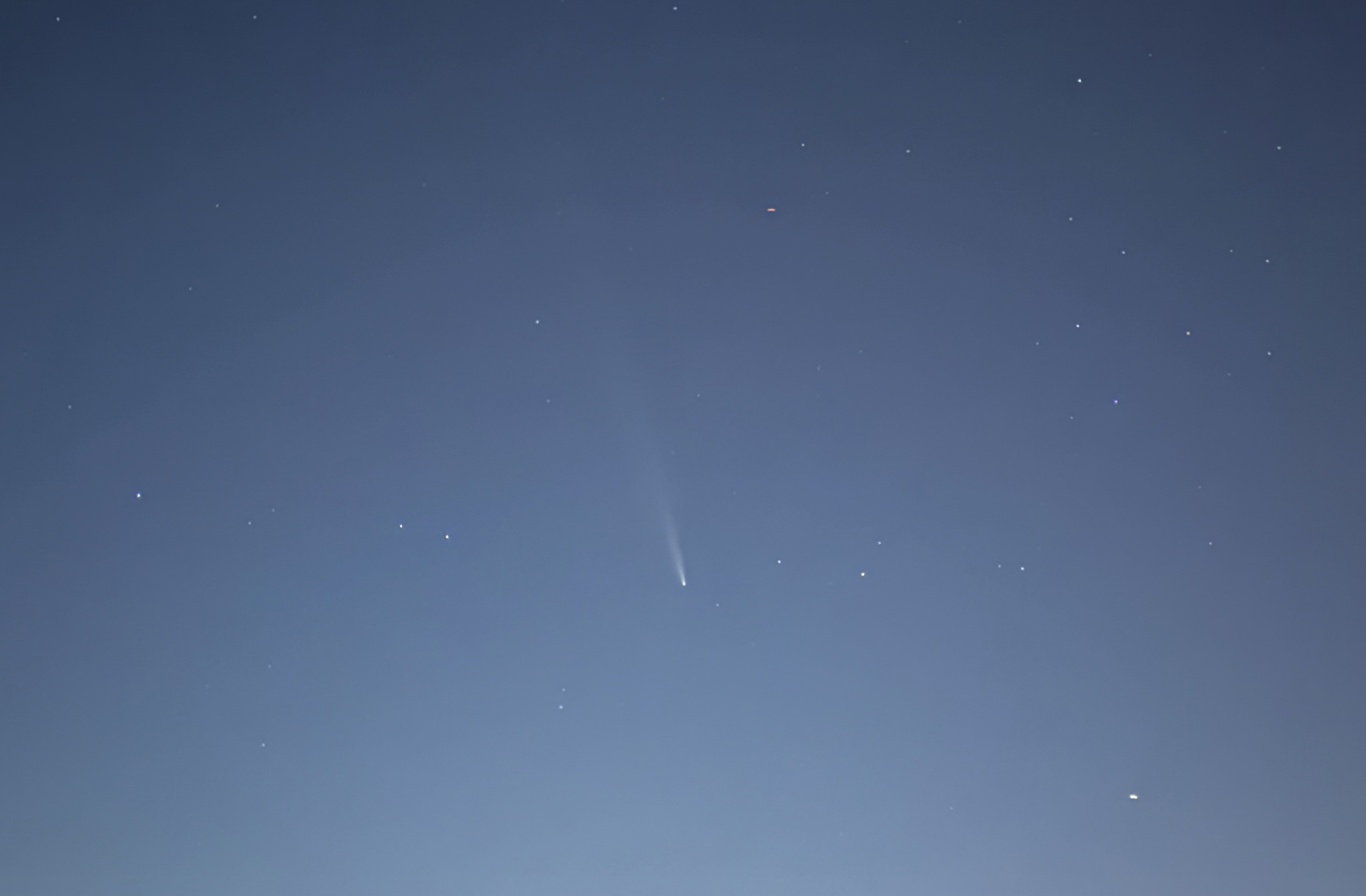 Greetings to Comet Tsuchinshan-Atlas: A Celestial Welcome!