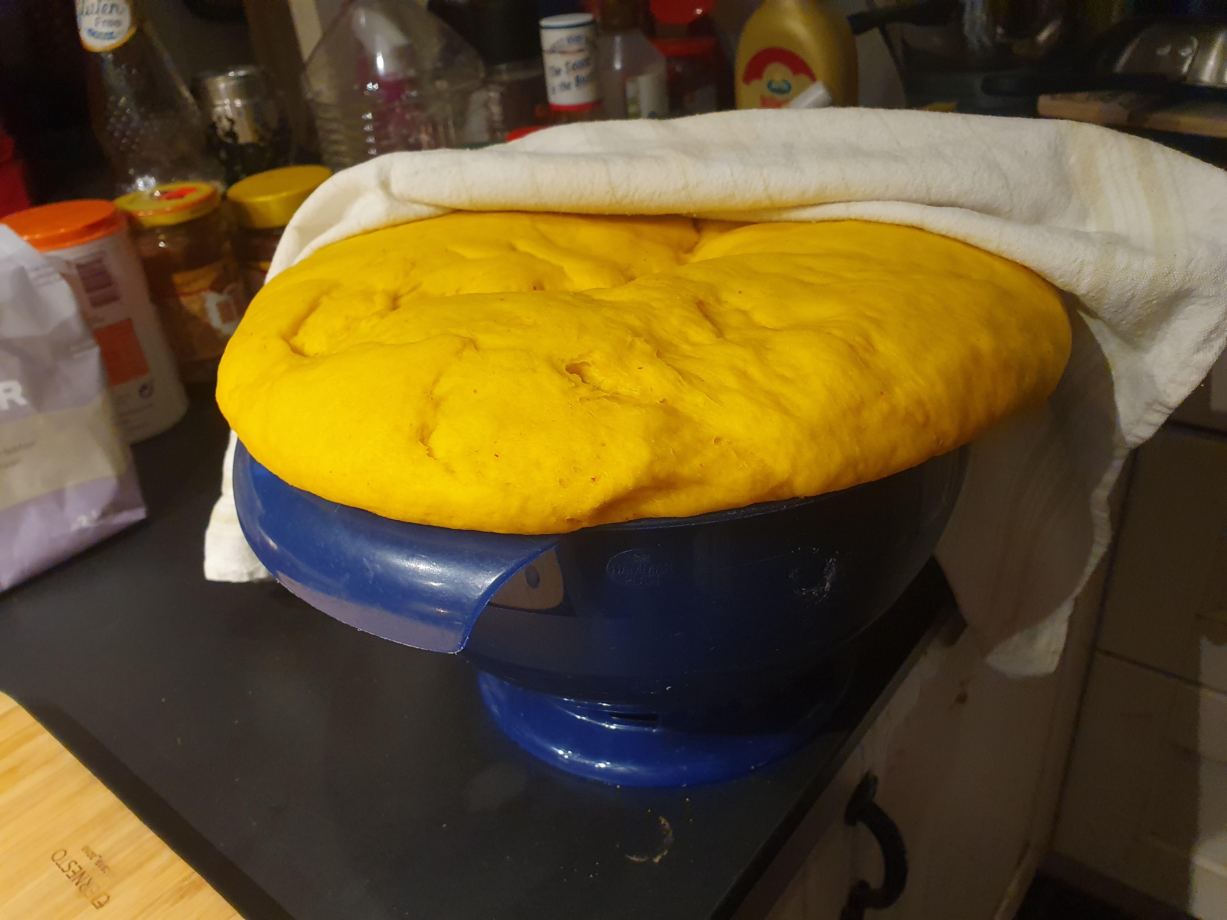 Delicious Saffranbuns: A Sweet Treat!