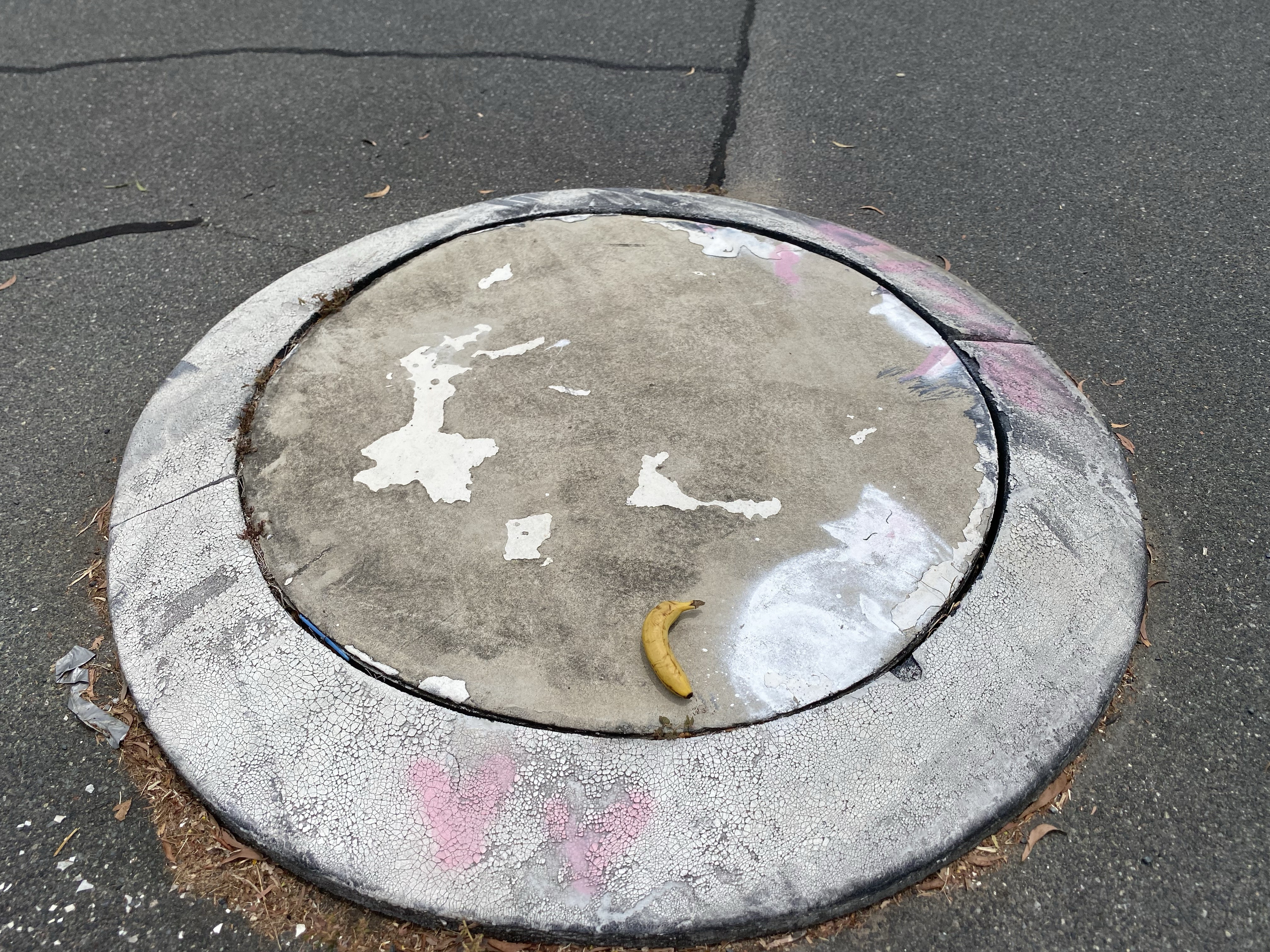 The Tiniest Roundabout in the World