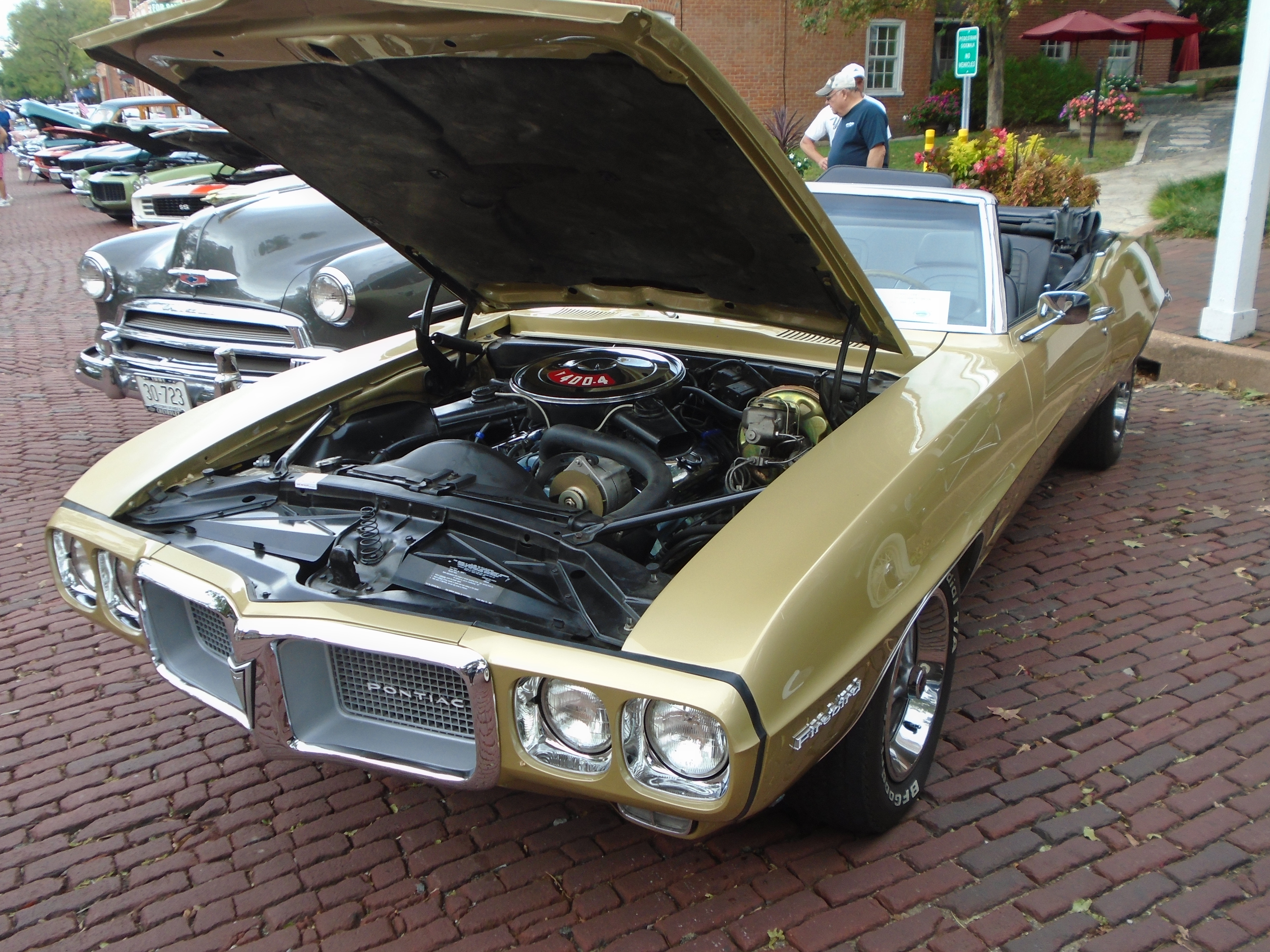 1969 Pontiac Firebird 400 Convertible Coupe: A Classic Beauty
