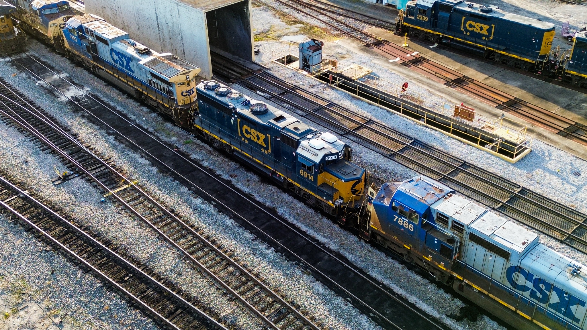 CSX 6914: A Train Enthusiast's Dream