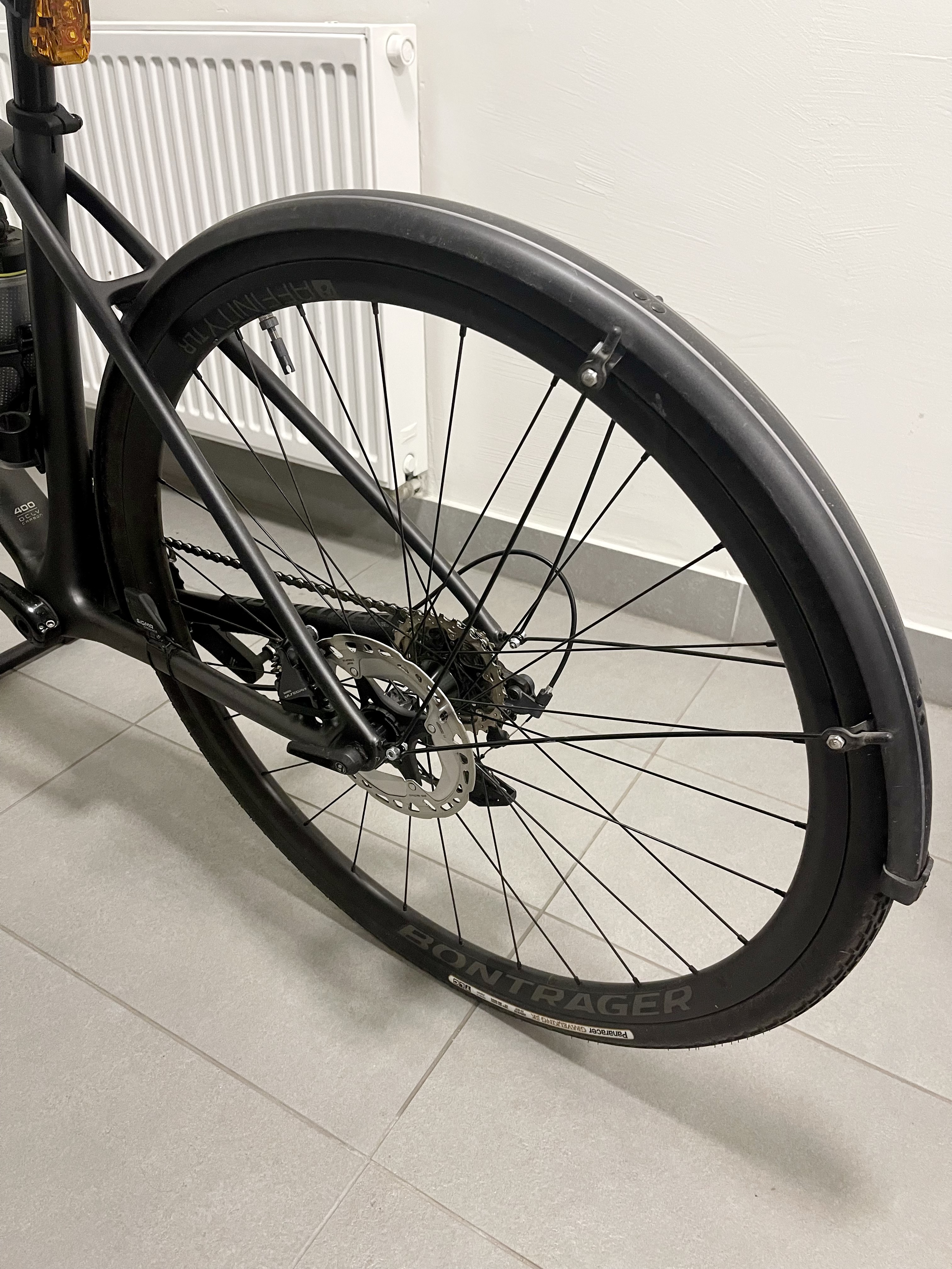Exploring the SKS Stingray 28 on a TREK FX Sport 5: The Ultimate Setup with Hidden Mudguard Kit