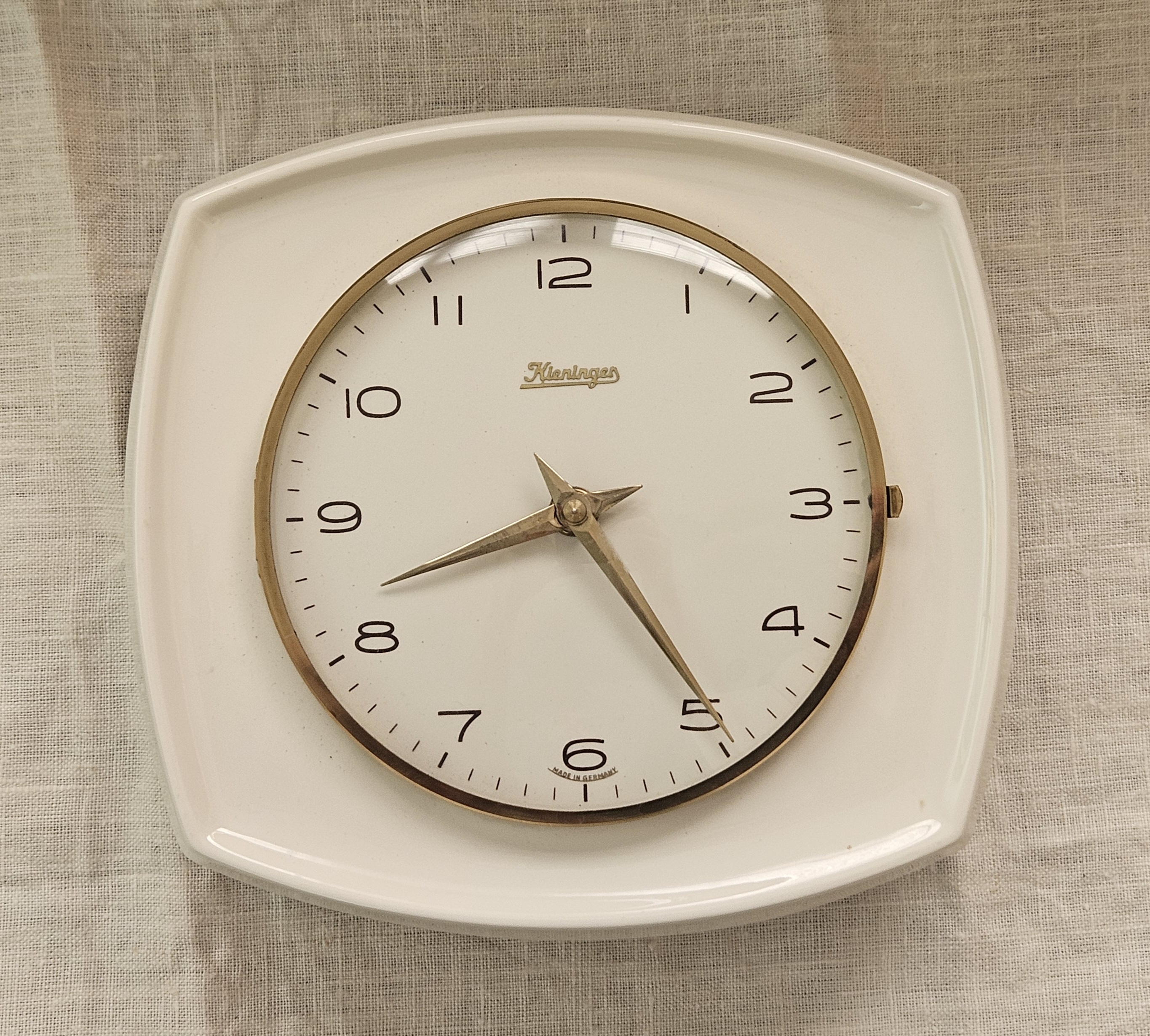 Kieninger Porcelain Wall Clock: A Timeless Treasure