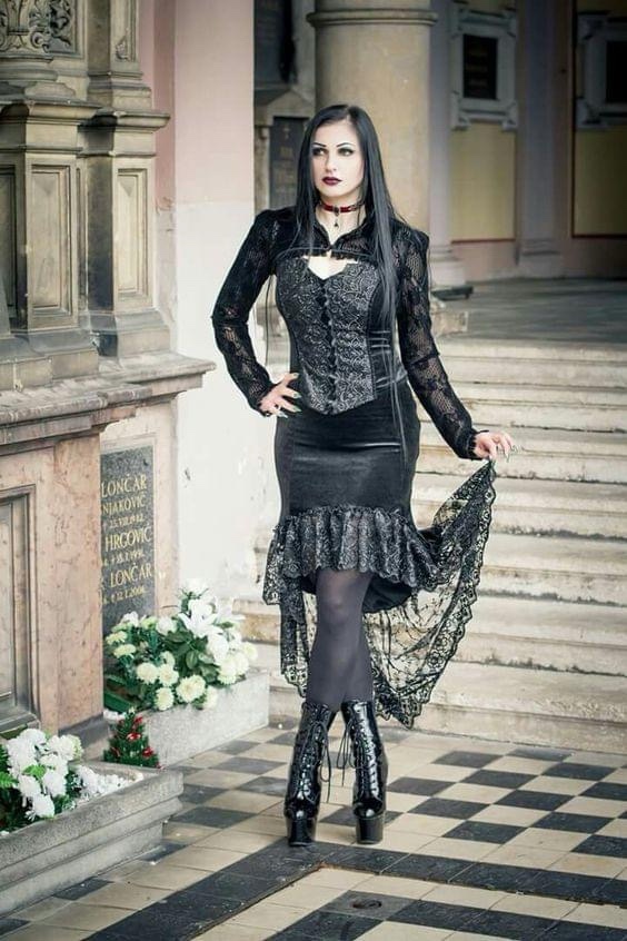 Absolutely Adoring This Outfit!