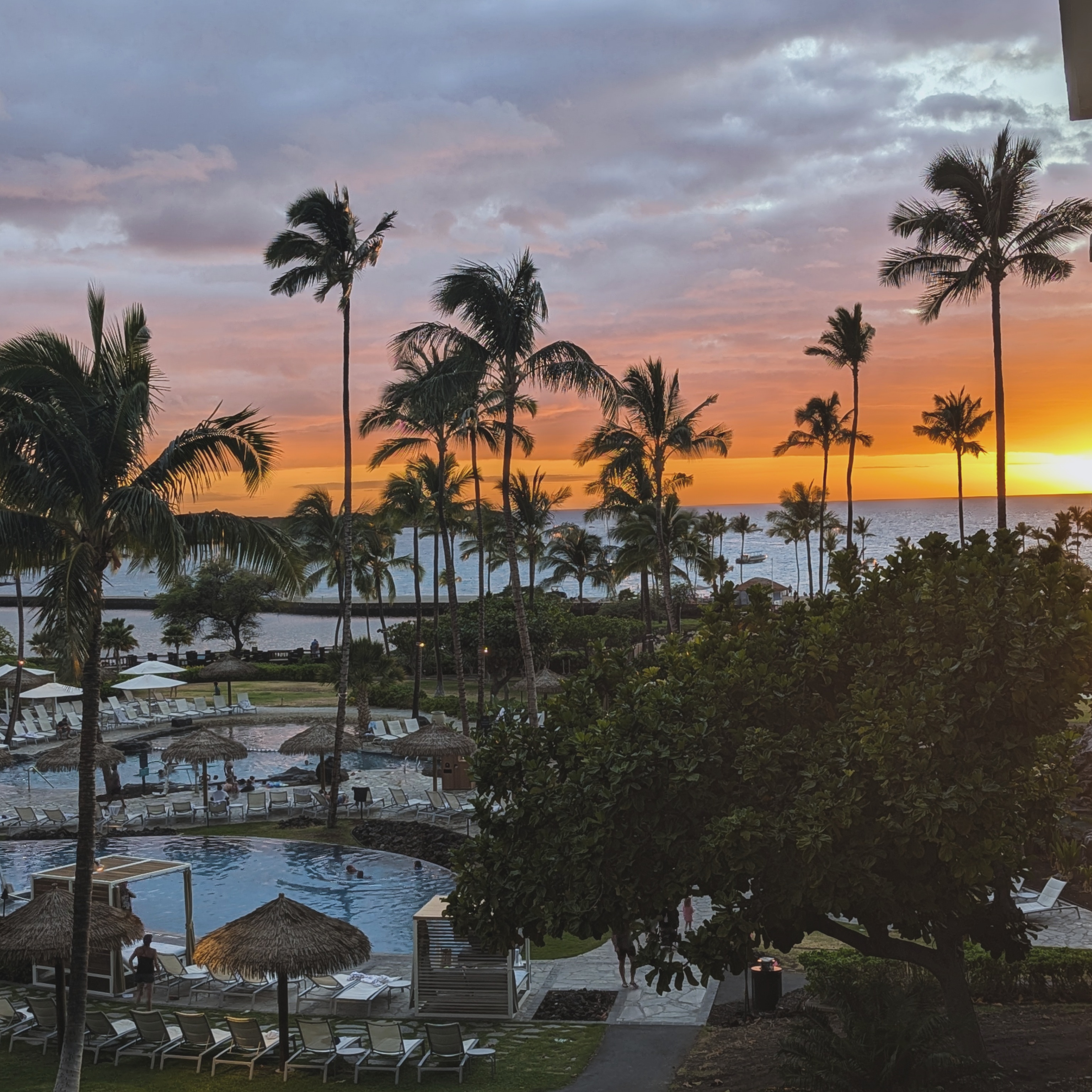 Breathtaking Sunset Over the Big Island