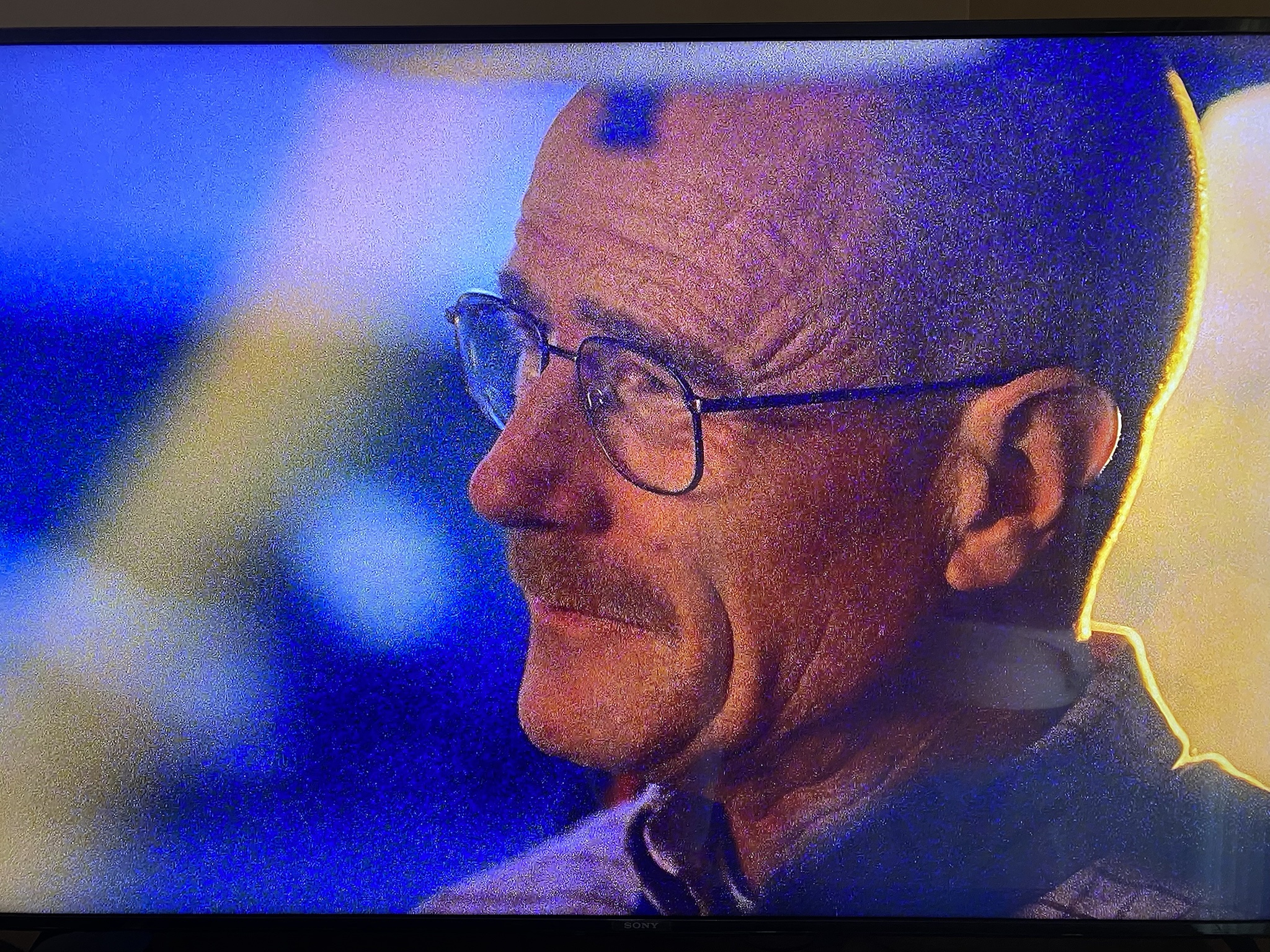 When Walter White's reflection gives off serious Aang vibes from Avatar