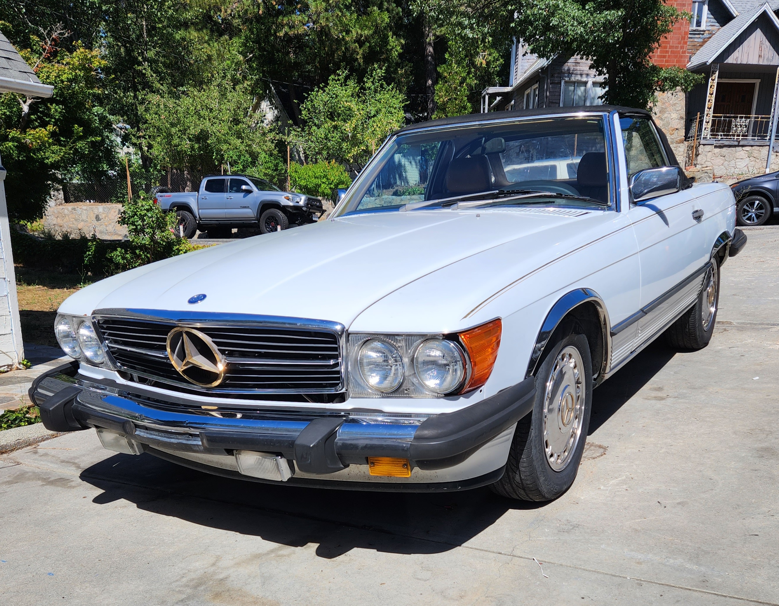 For sale: 1986 Mercedes-Benz 560SL, well-maintained and runs like a dream. My wife adores it!