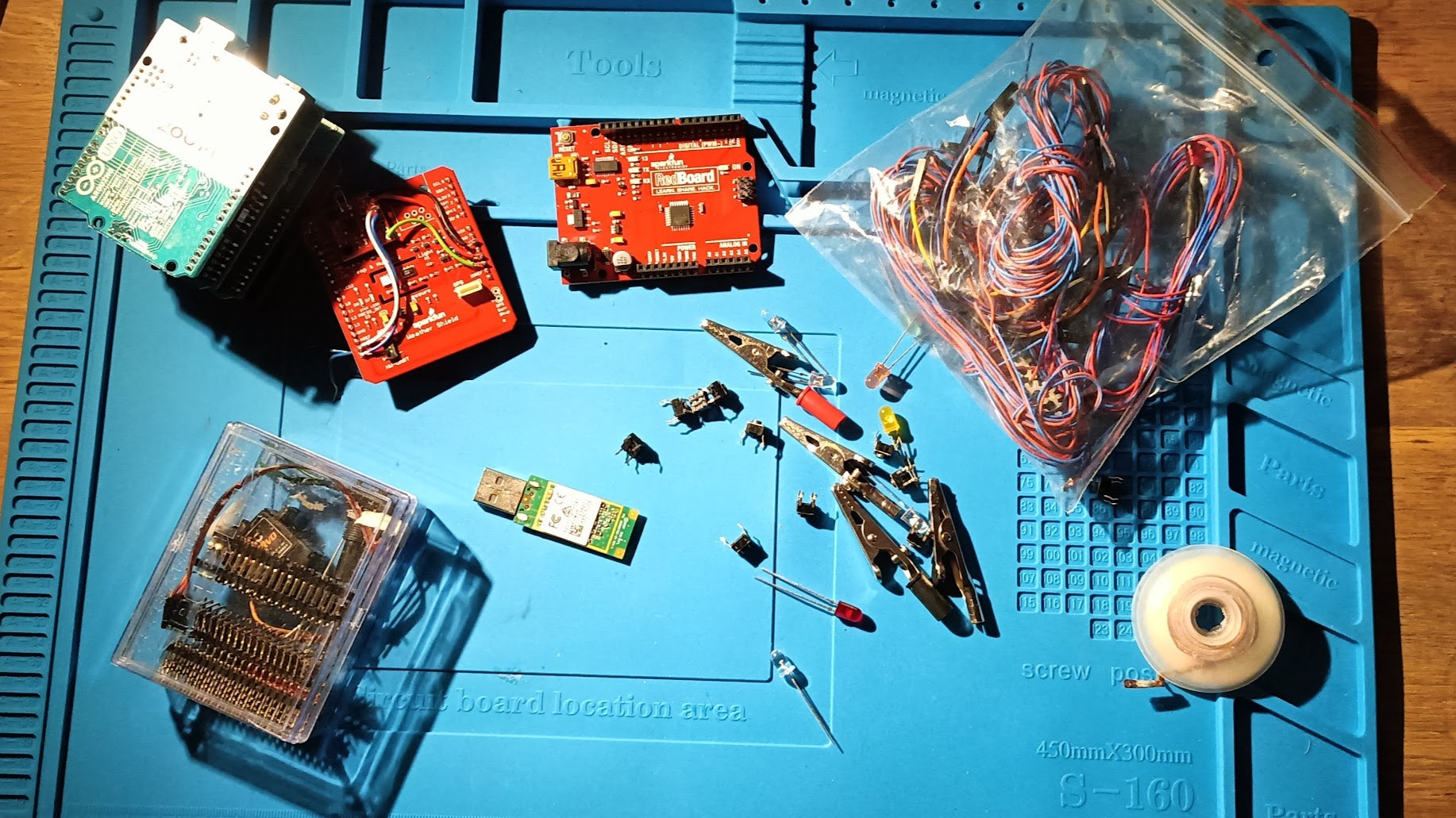 Exploring My Collection of Electronic Hobby Gadgets
