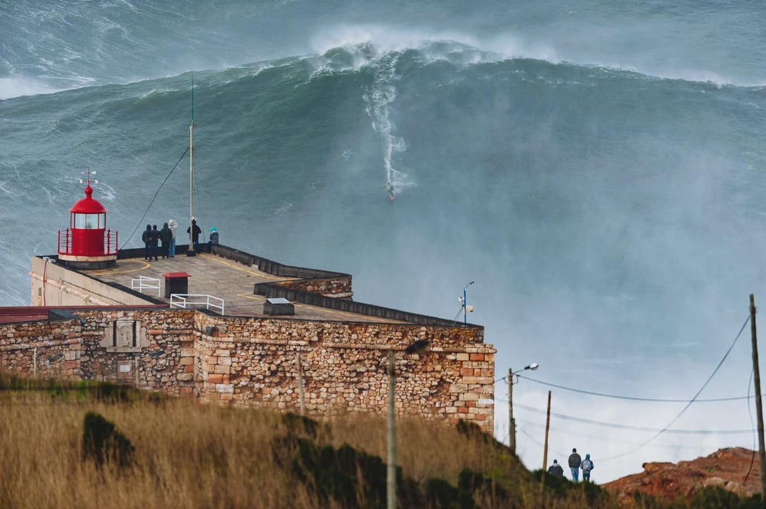 Surfing the Giants: Conquering a 100ft Wave in Portugal