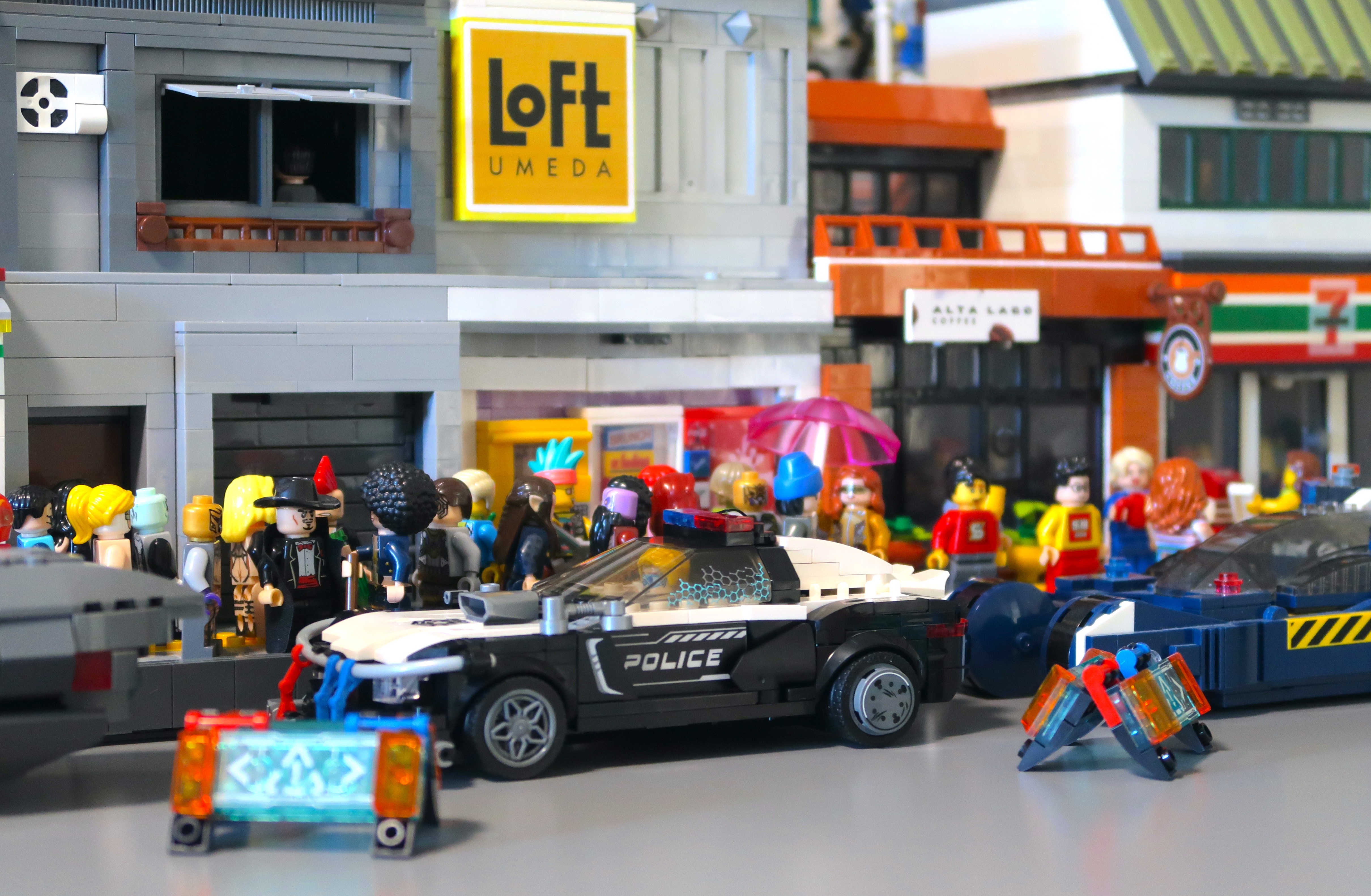 Cyberpunk Police Car in Lego Style: A Creative Build