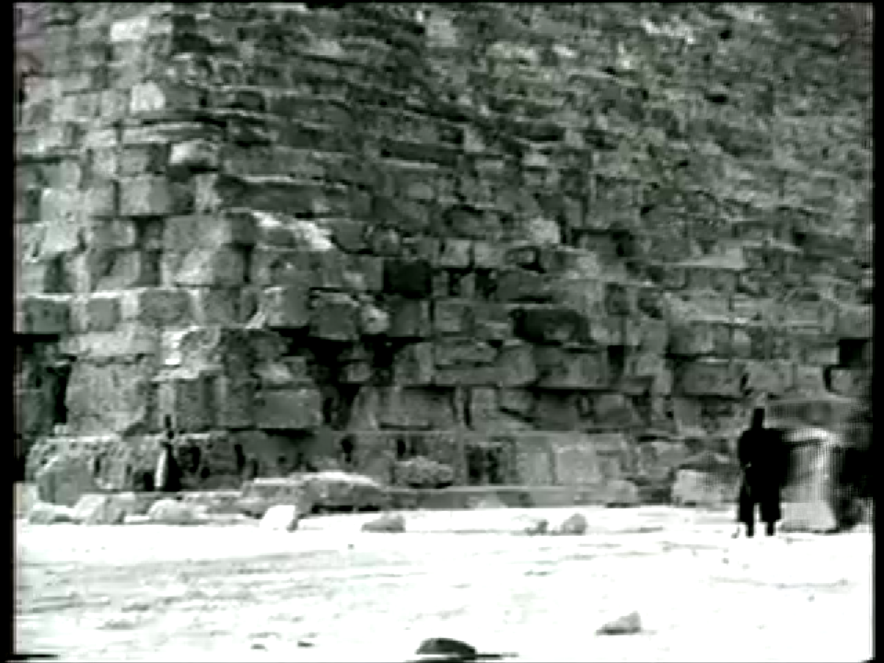 Journey back in time with these stunning century-old Egyptian photos