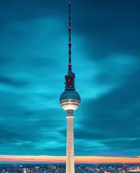 Exploring the Vibrant Streets of Berlin