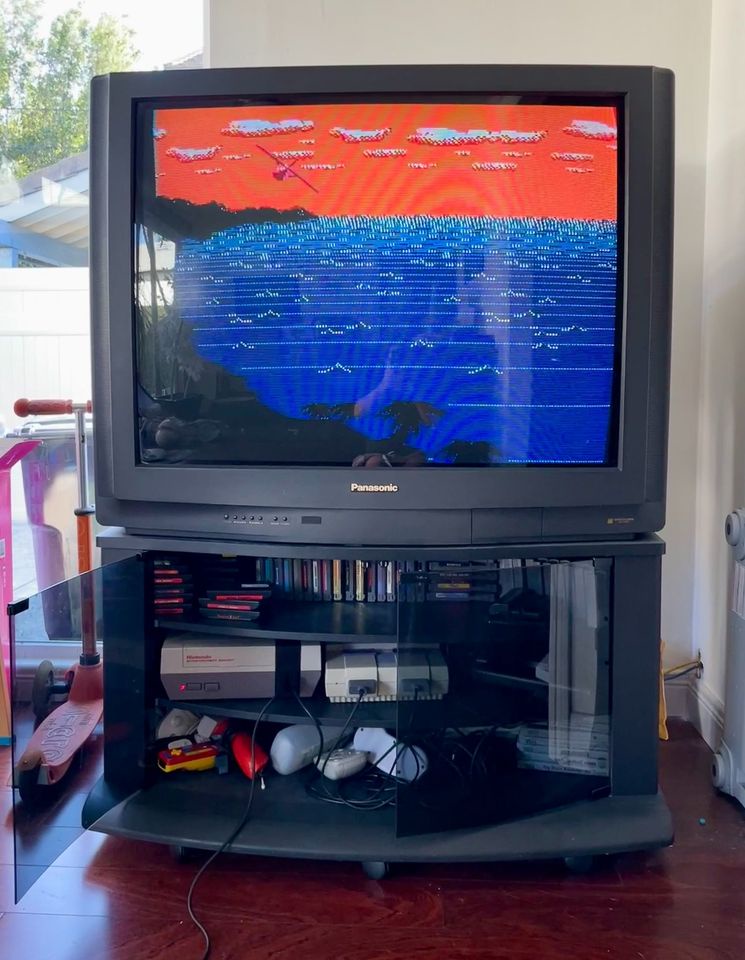 Vintage Panasonic 36" CRT TV from July '99