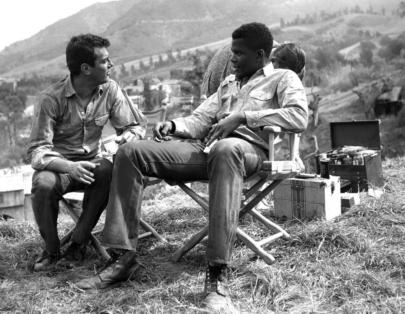 Behind the Scenes: Tony Curtis and Sidney Poitier Taking a Break on The Defiant Ones (1958)