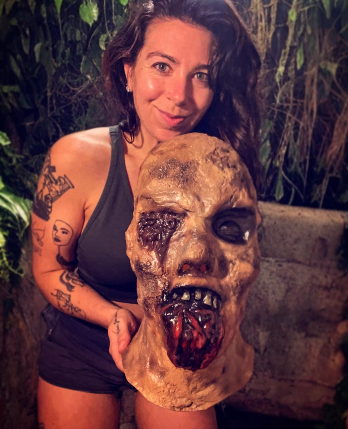 Check out my newly finished Zombi mask! I'm thrilled with how it turned out, especially since he's my all-time favorite zombie!