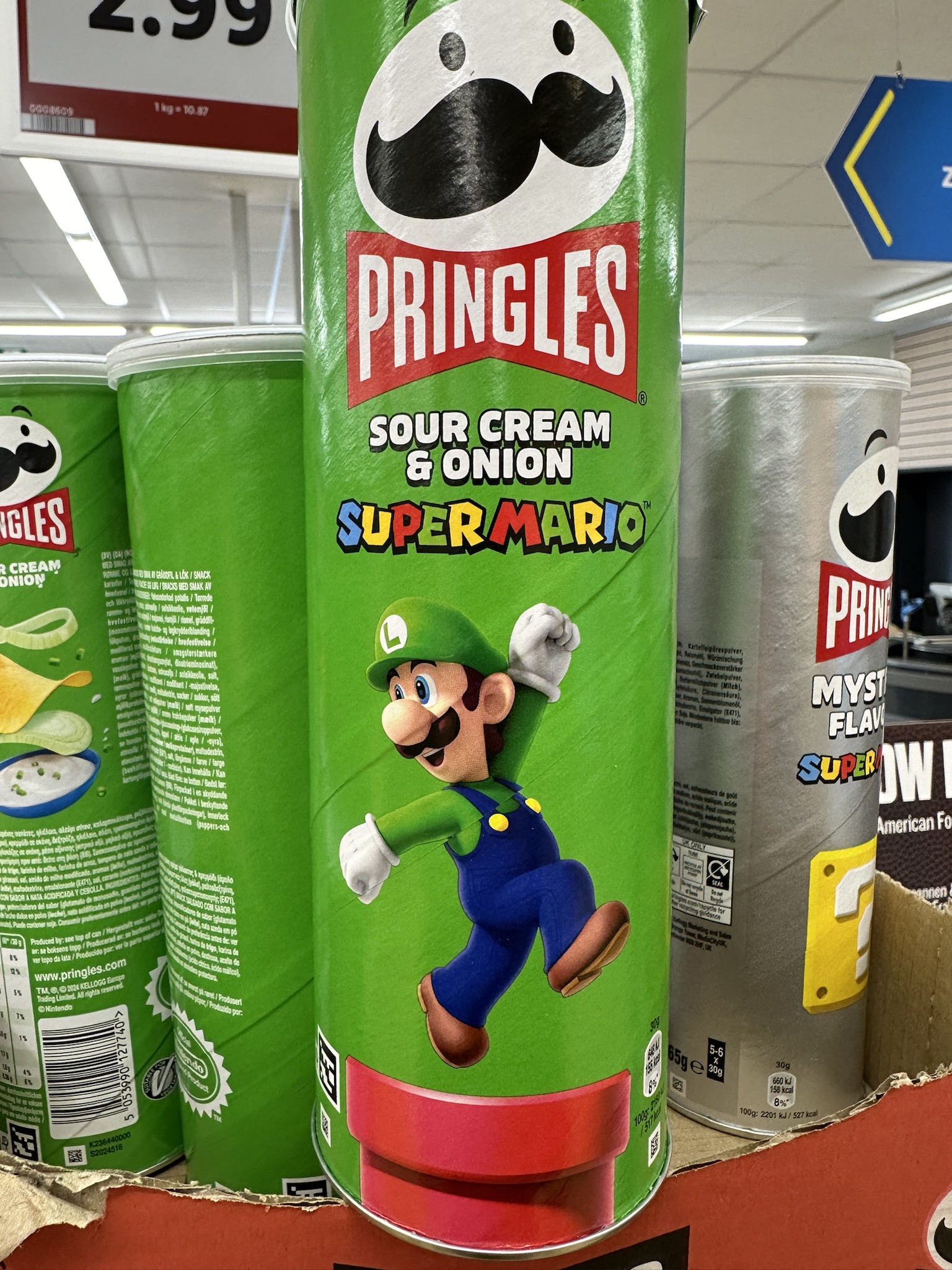 Introducing Luigi Pringles: A New Snack Sensation!