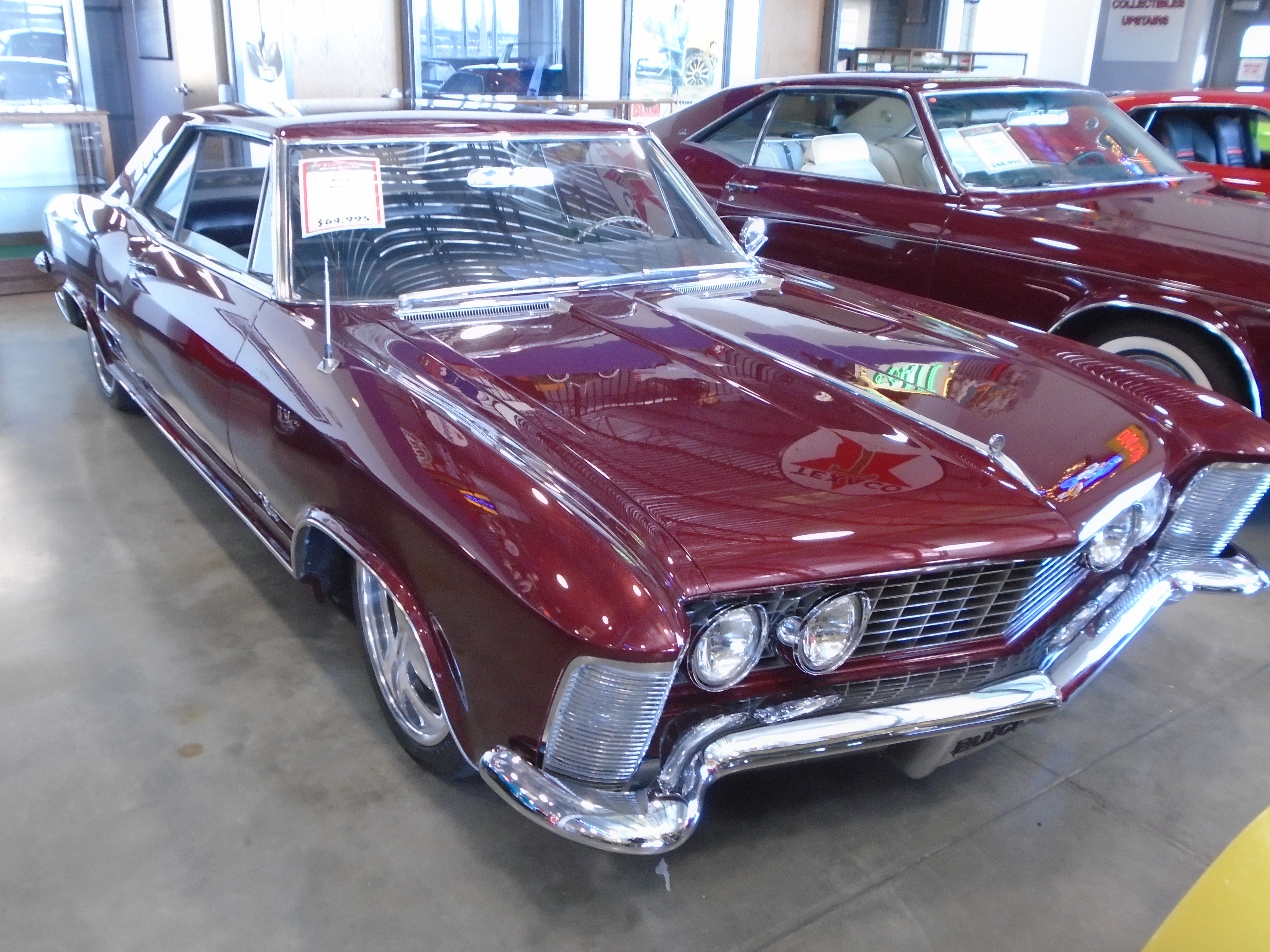 Classic Elegance: The 1964 Buick Riviera Hardtop Coupe