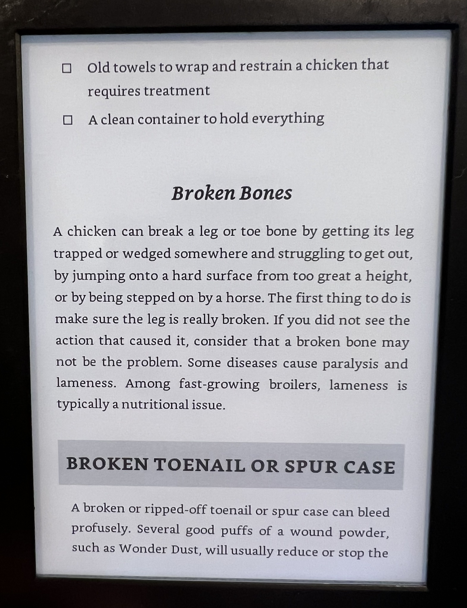 How to Care for a Chicken with a Broken Bone