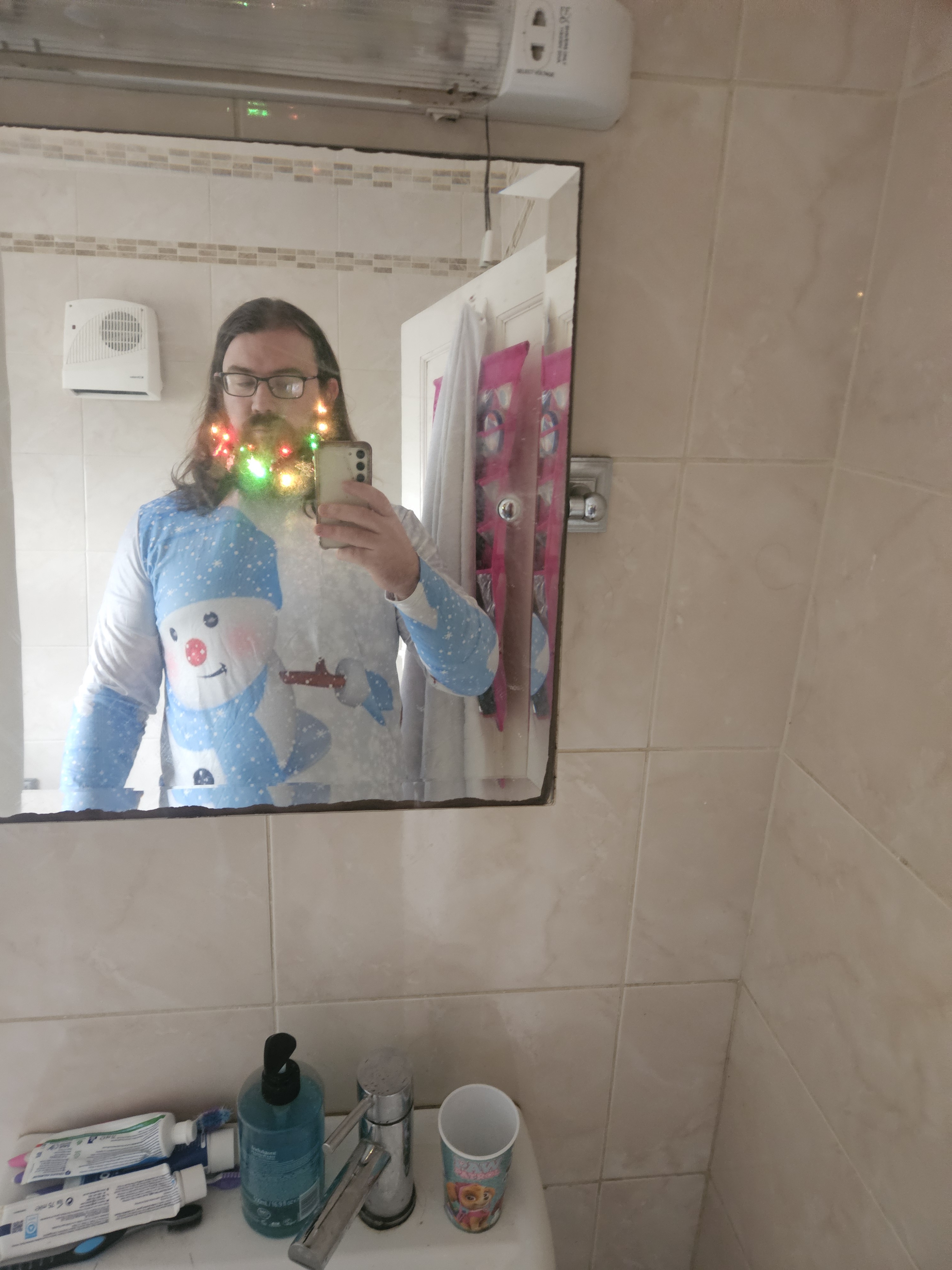 Sending Warm Christmas Wishes All the Way from Ireland