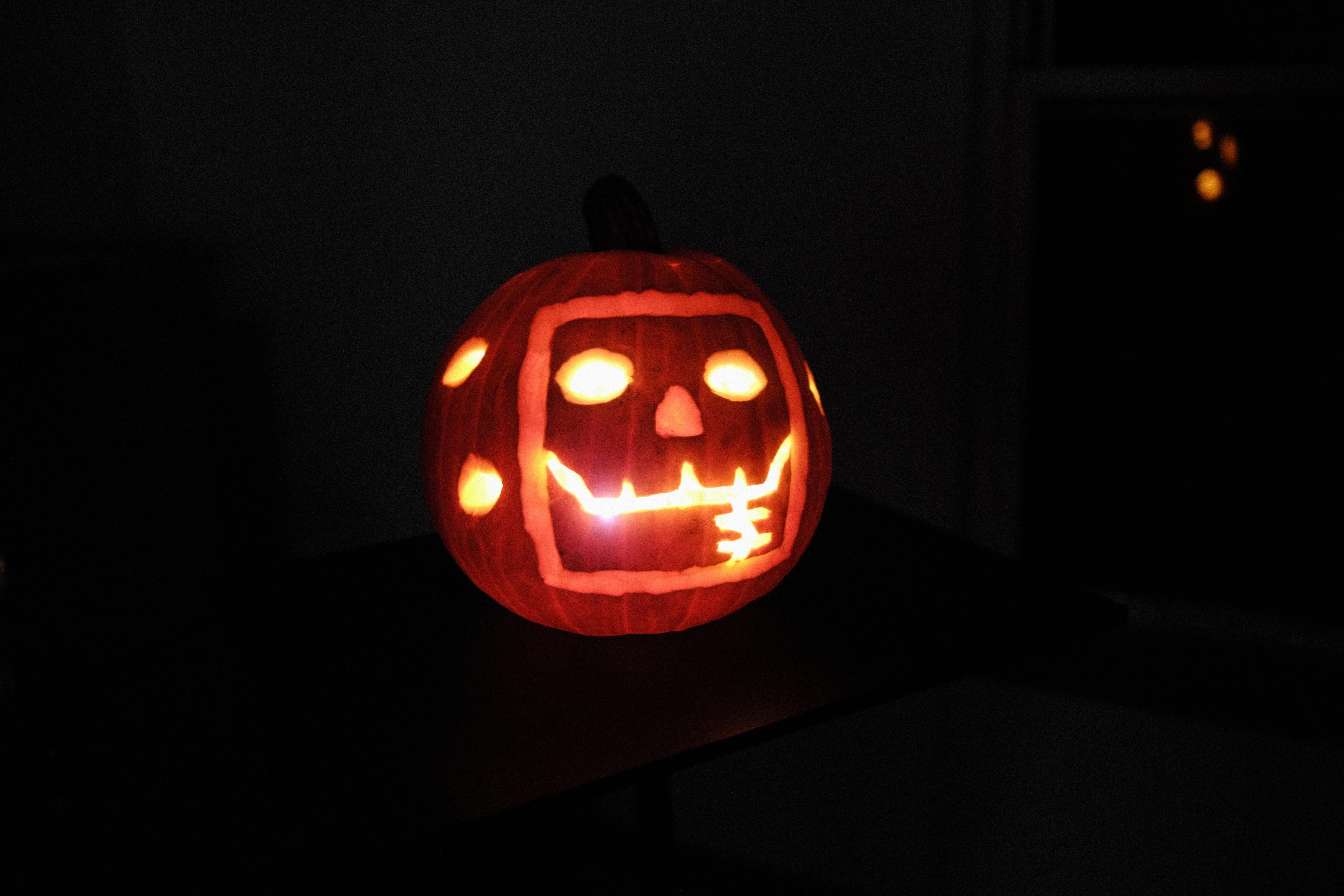 Spooktacular Keycap Carving Ideas for Halloween 2024