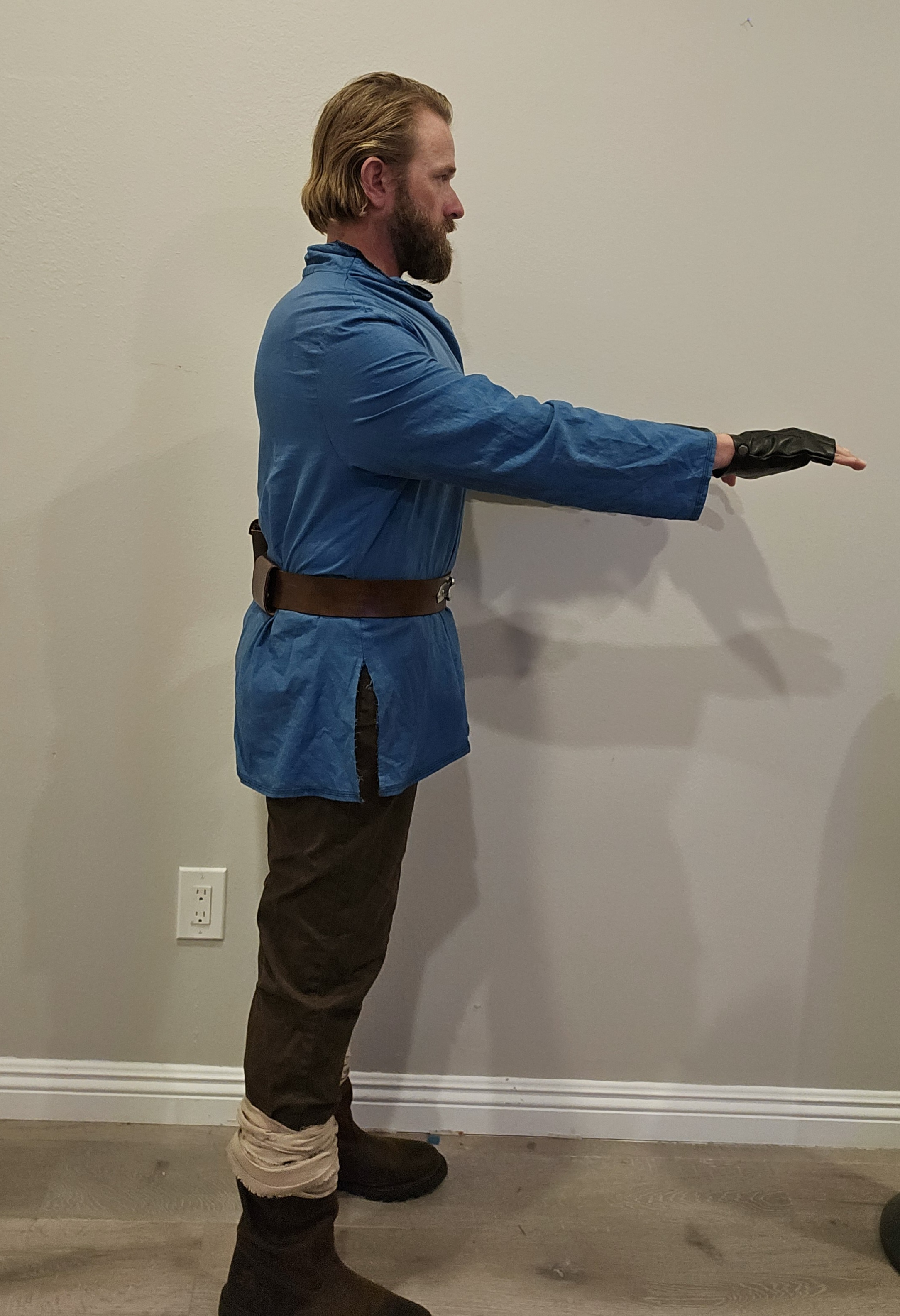 Testing the Fit: Obi-Wan Kenobi Tibidon in Action