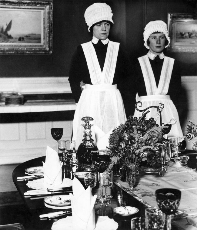 Serving Dinner in Style: A Look Back at London, 1933