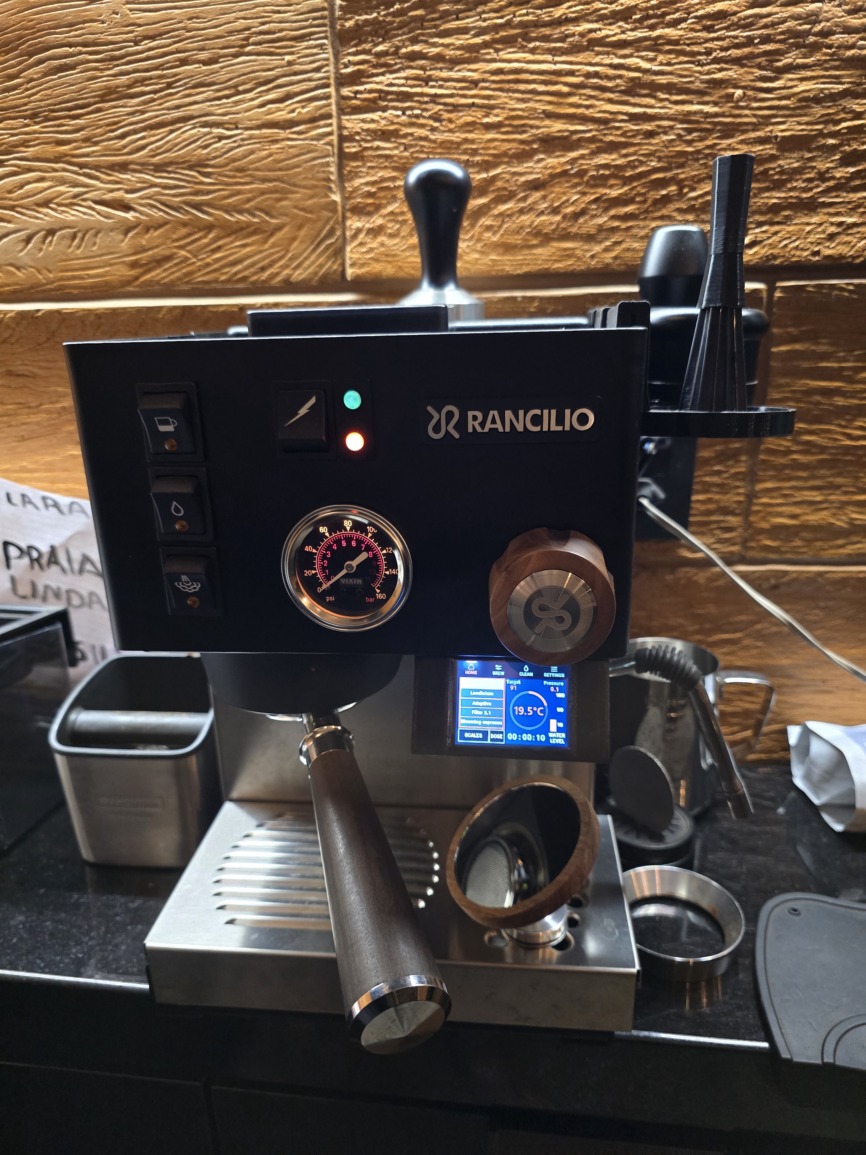 Transforming Coffee Dreams: The Rancilio Silvia with Gaggiuino Mod