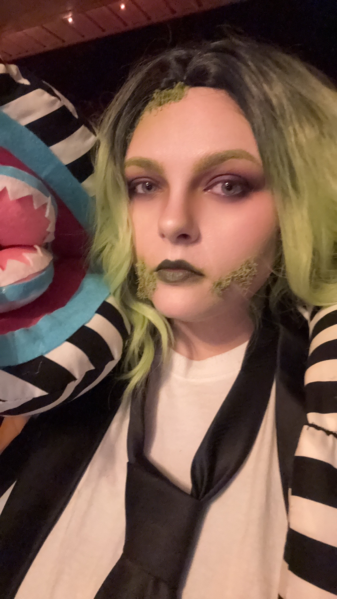 Beetlejuice and My Adorable Pet Sandworm Unite!