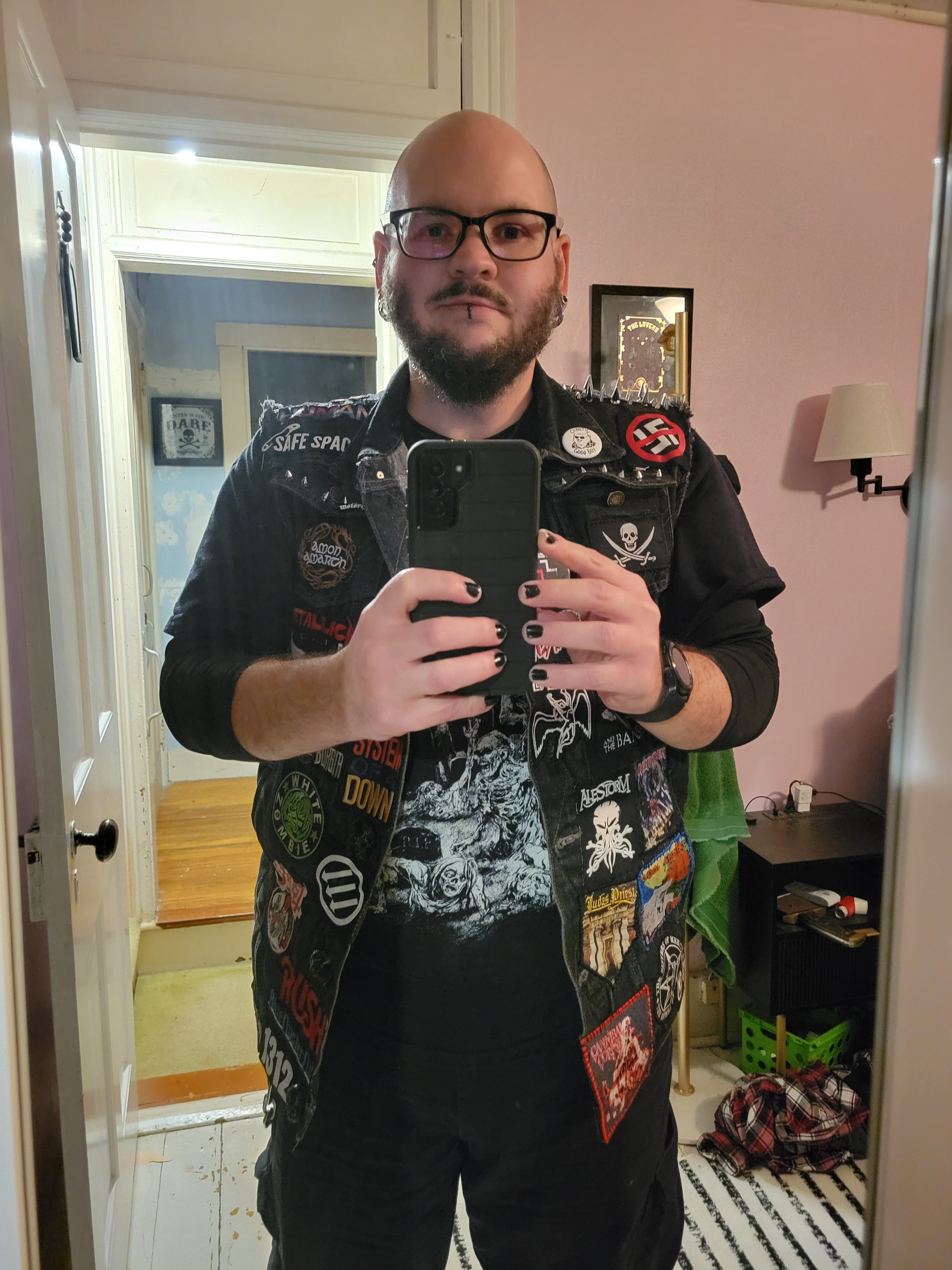 Rocking a Merry Metal Christmas Vibe