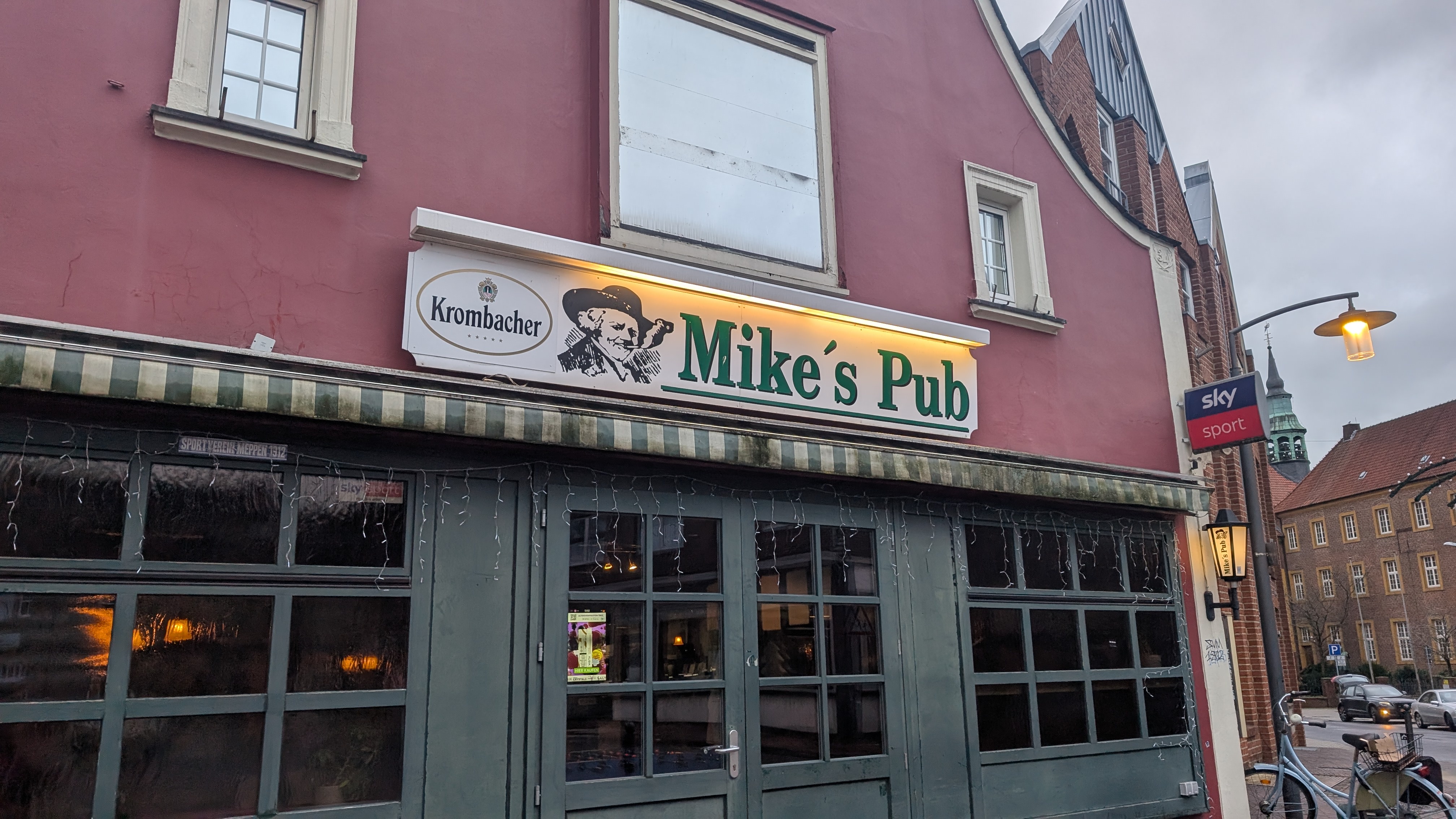 Welcome to Mike's Pub: Where Everyone Knows Your Name