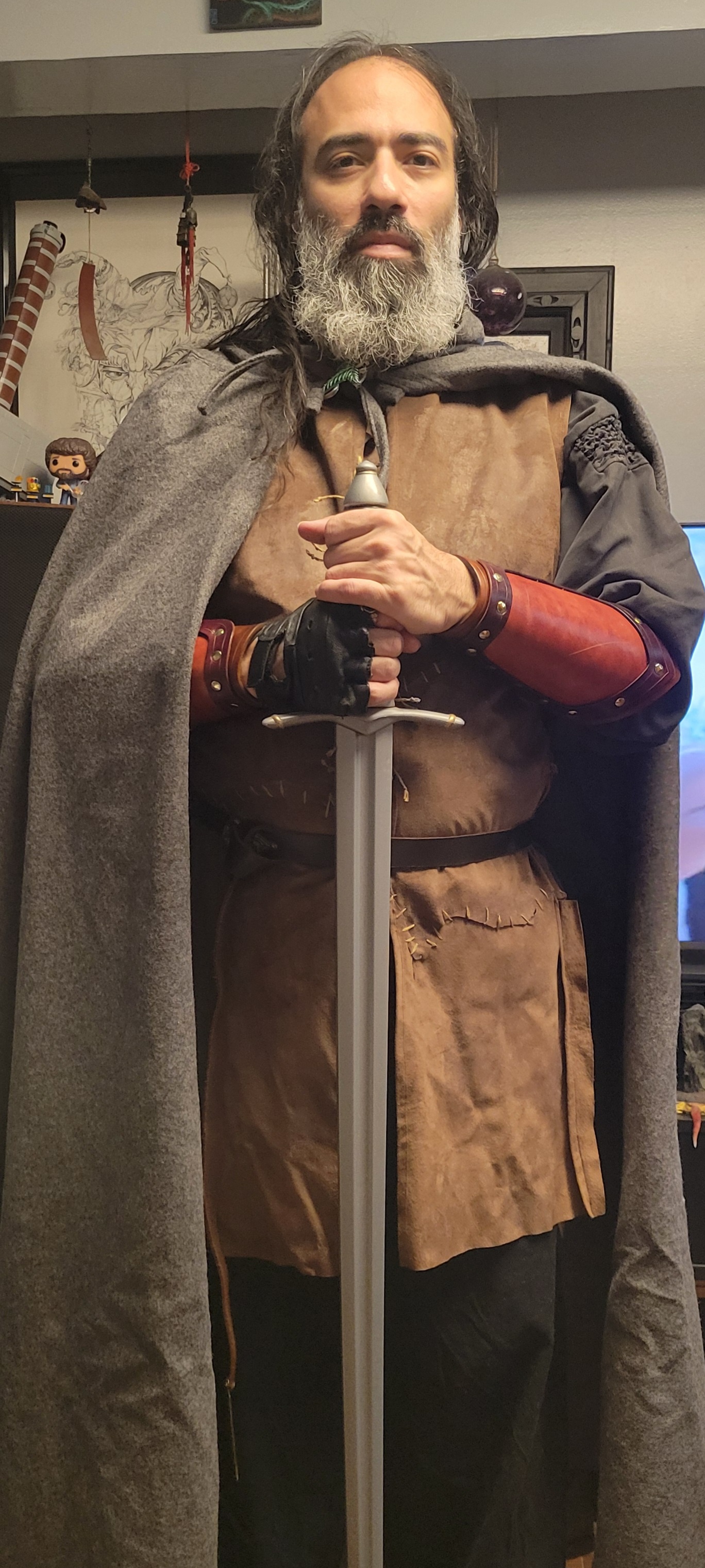 Epic Aragorn Cosplay in Action