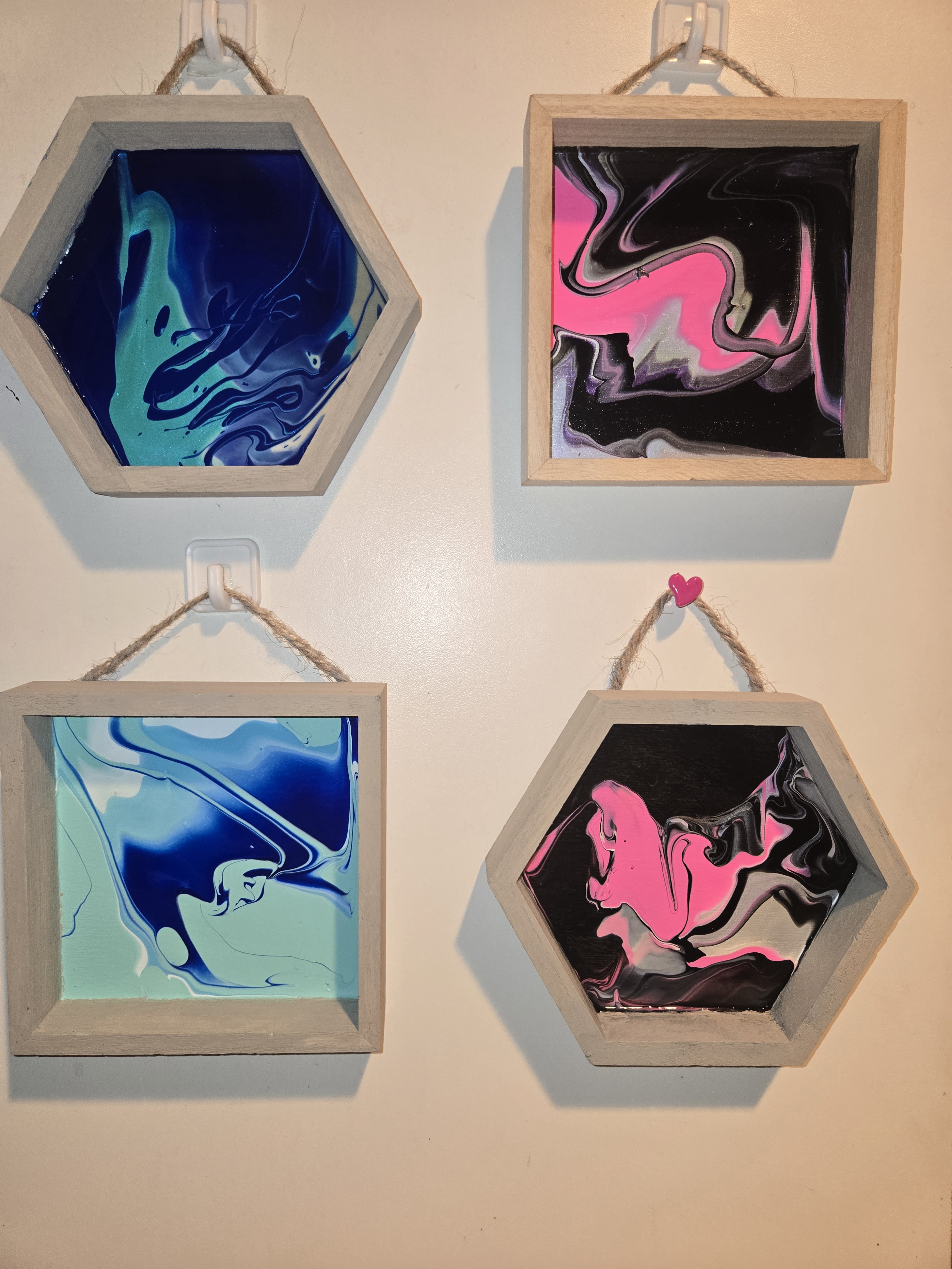 Check out my 5-inch miniature collection: Pour Painting Showcase 11/2-3/24