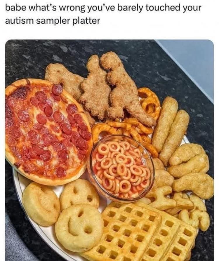 The ultimate food disaster: Everything is touching!