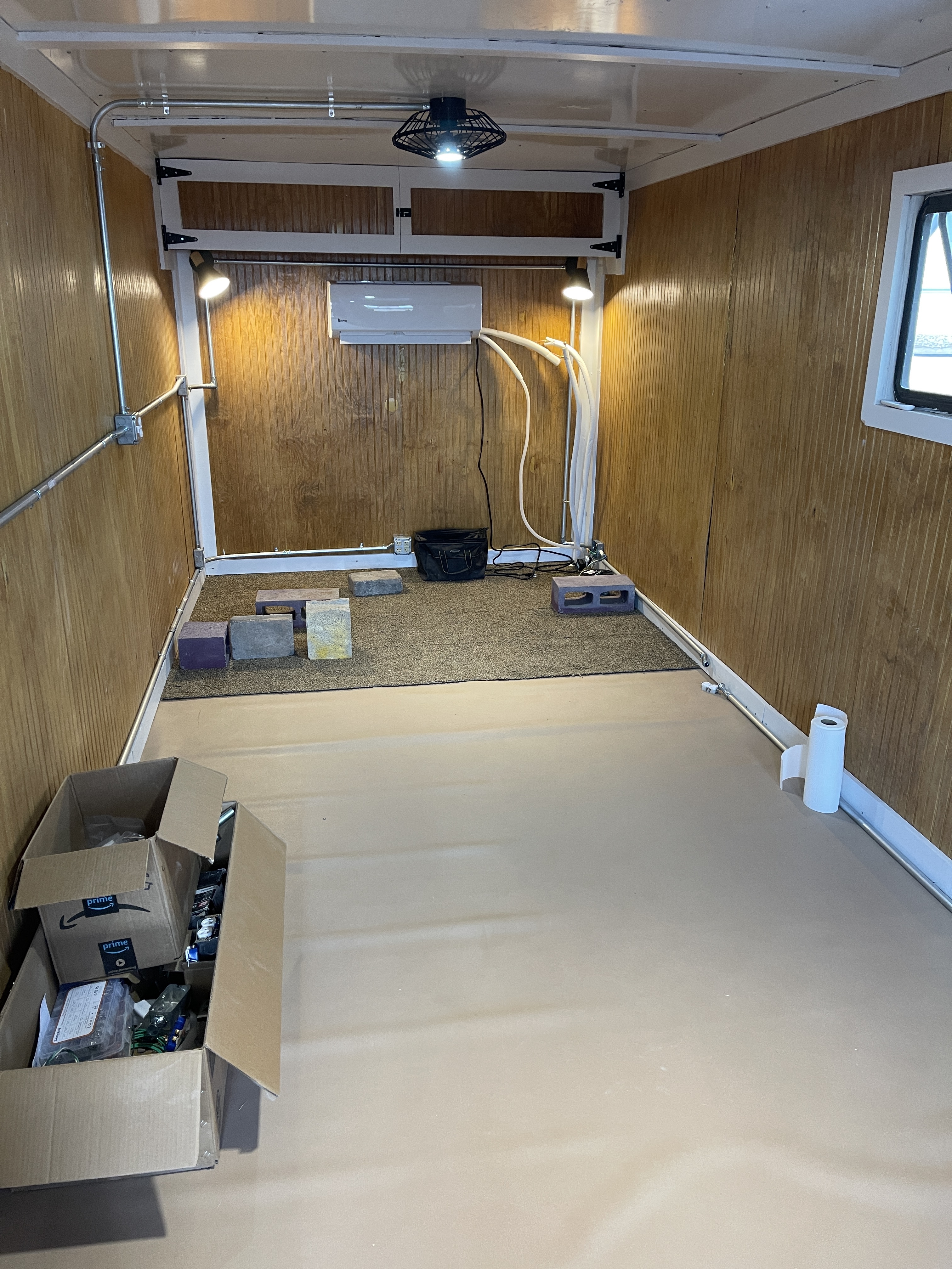 Transforming a 1994 International 4700 Box Truck: A Creative Journey