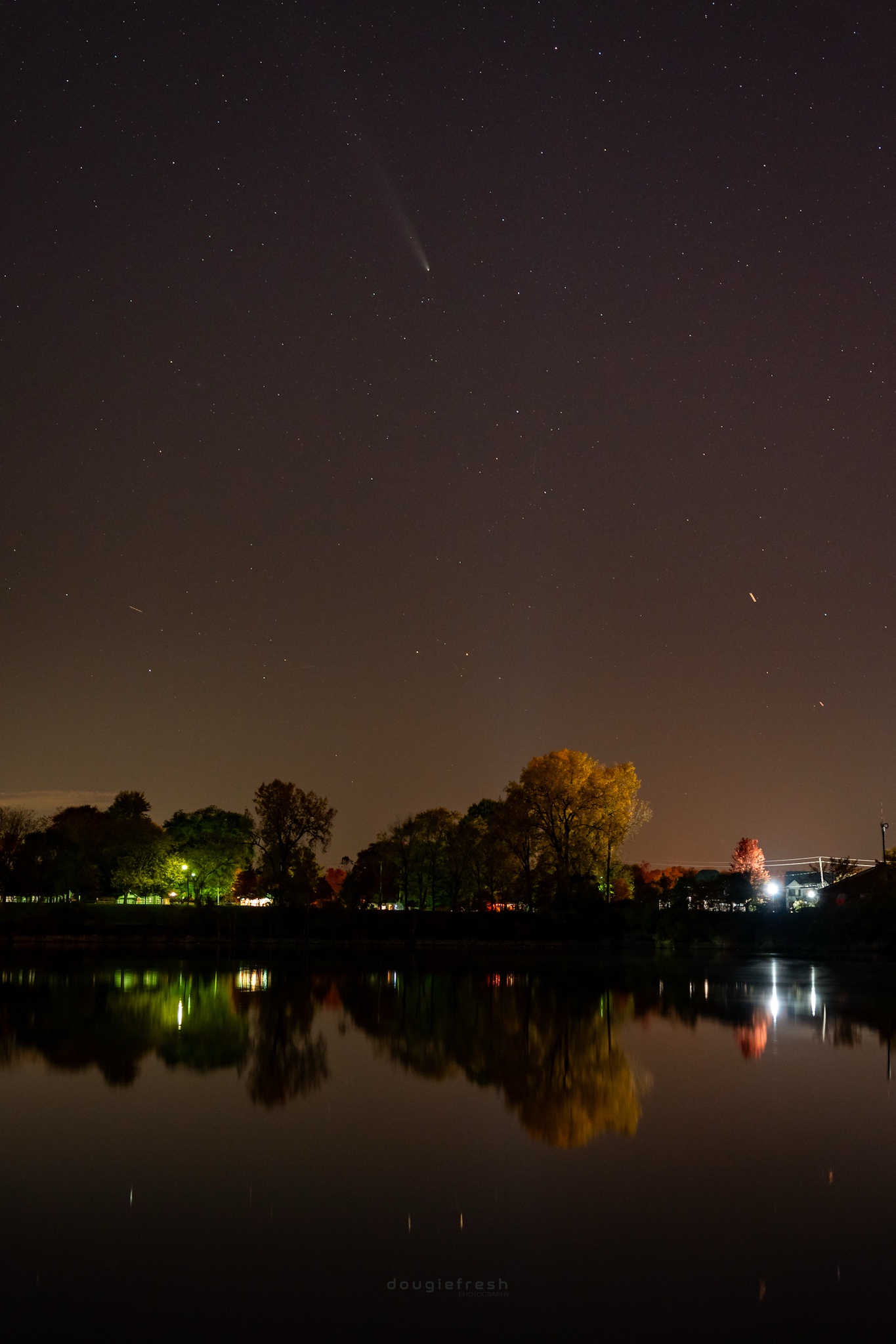 C/2023 A3 (Tsuchinshan–ATLAS) Shines Over Blue Creek Metropark, Ohio on 10/21/2024