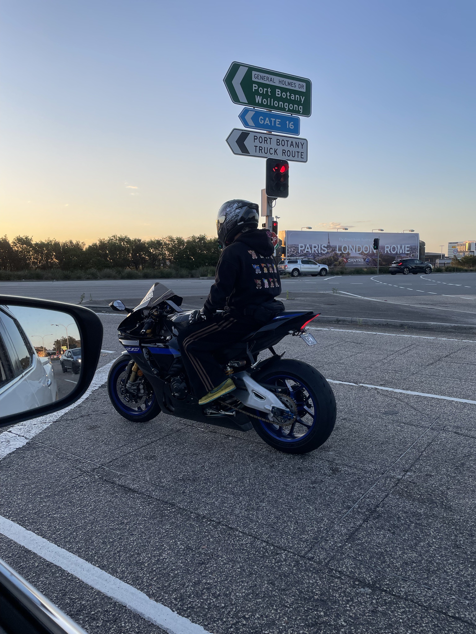 Yamaha M1 RR Roars Through Newcastle