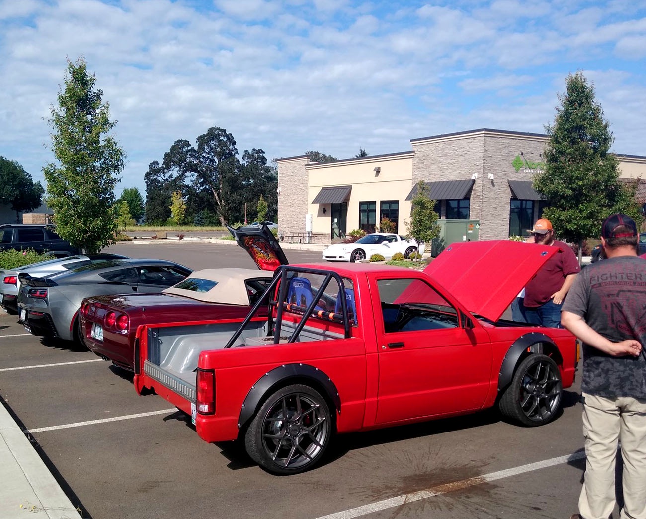 Check out my S10 shining at the car meet!