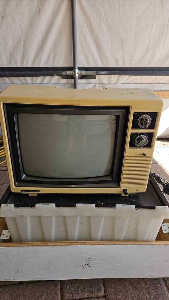 Blast from the Past: Electrohome 12" CRT TV from 1986