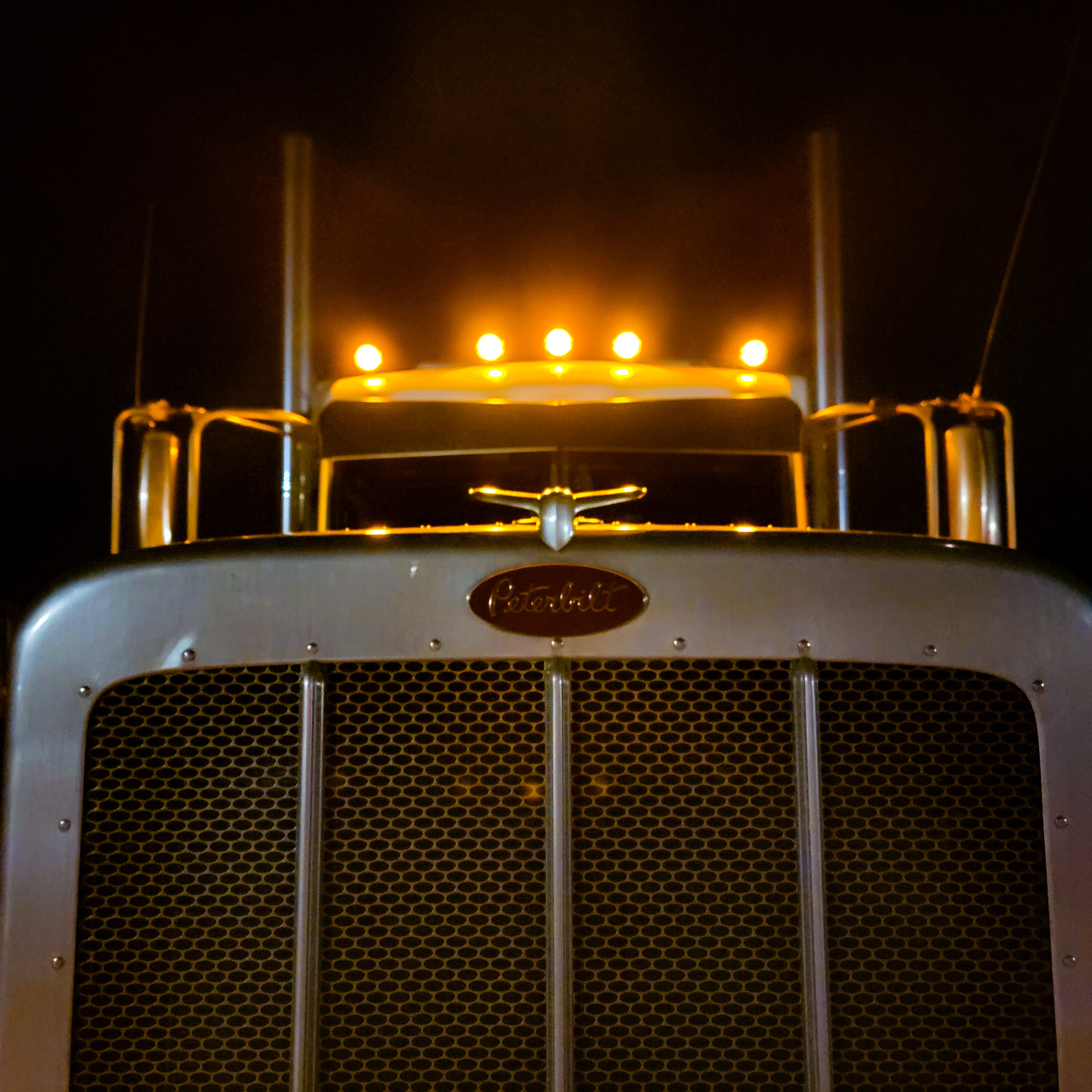 Life on the Road: A Day in the Life of a Trucker (Dec 20, 2024)