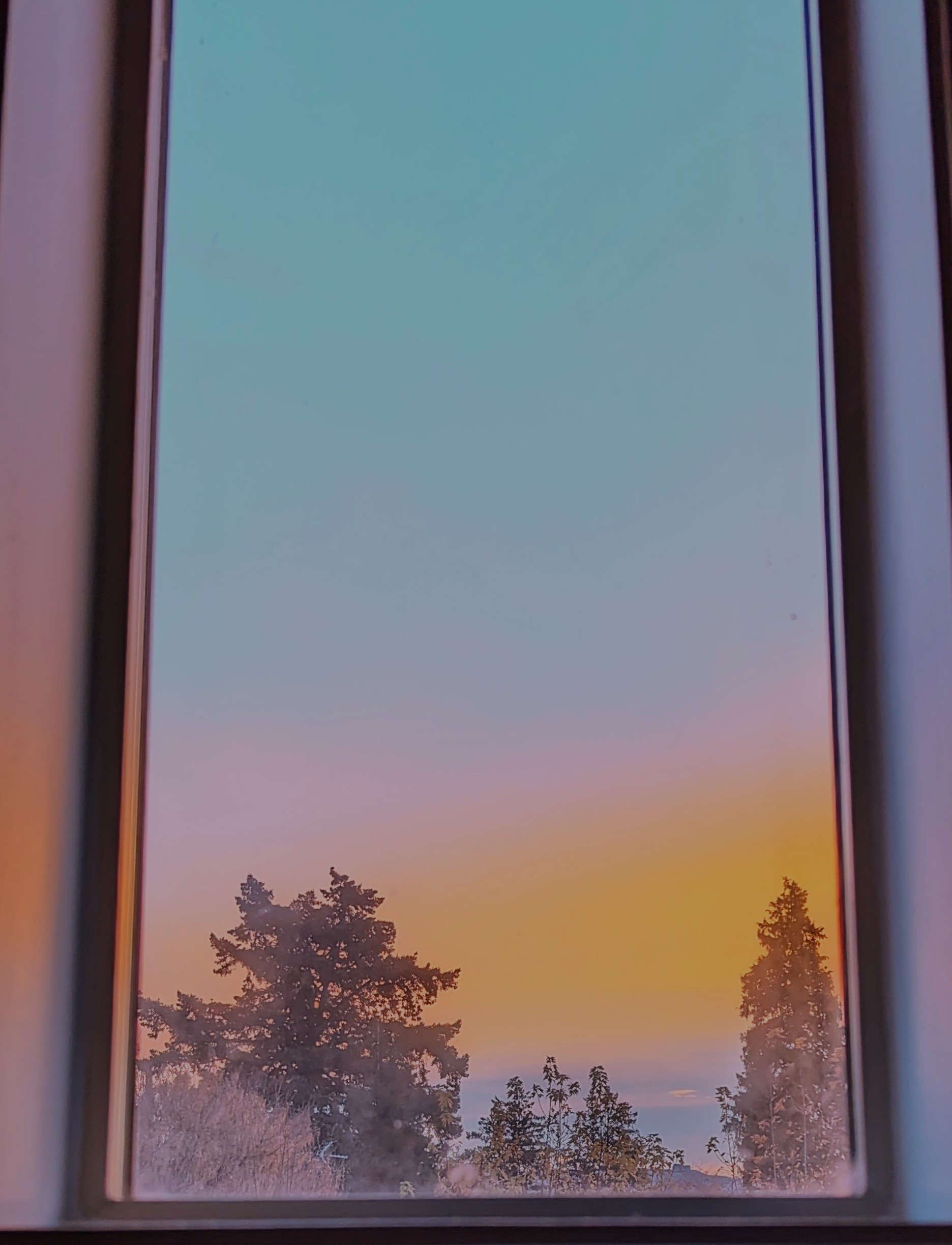 Chilly Mornings and Stunning Skies in the Pacific Northwest